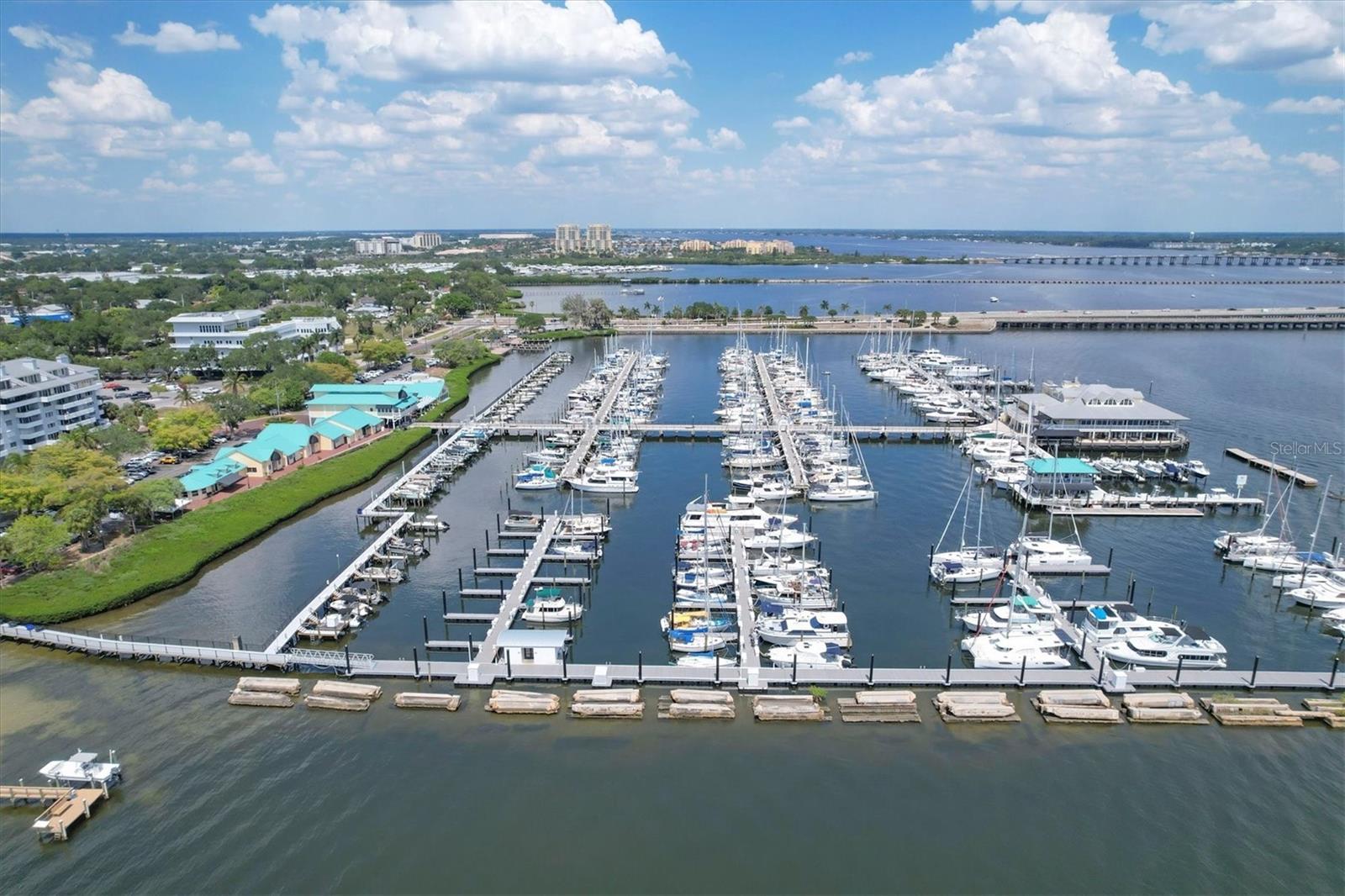 3007 LIVE OAK LN #34