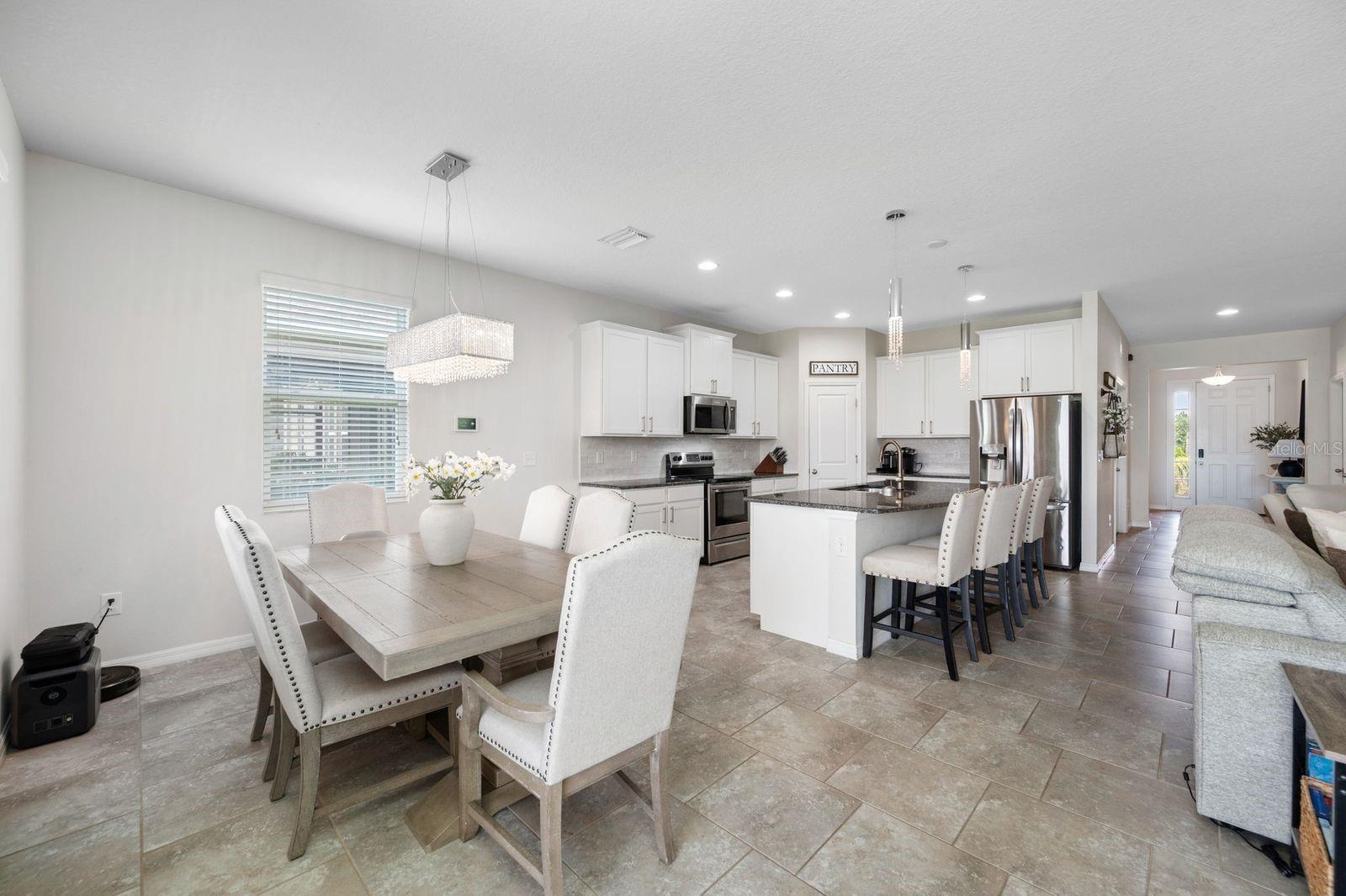 6549 DEVESTA LOOP