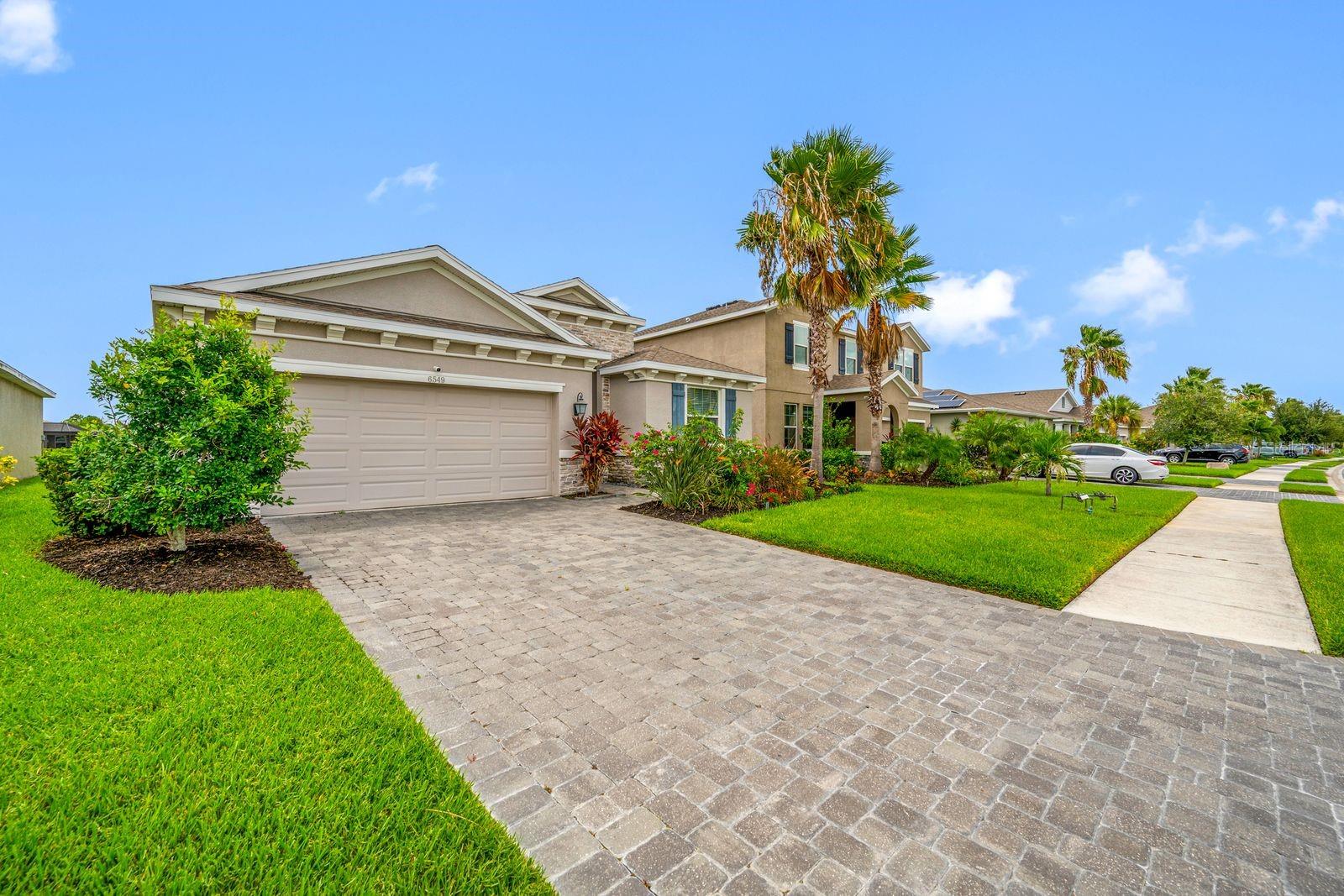 6549 DEVESTA LOOP