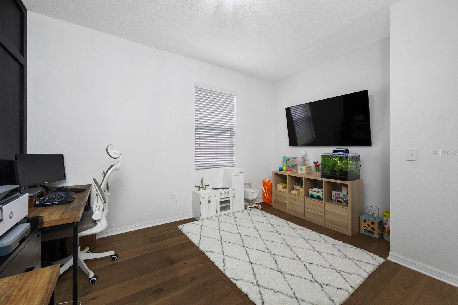 6549 DEVESTA LOOP