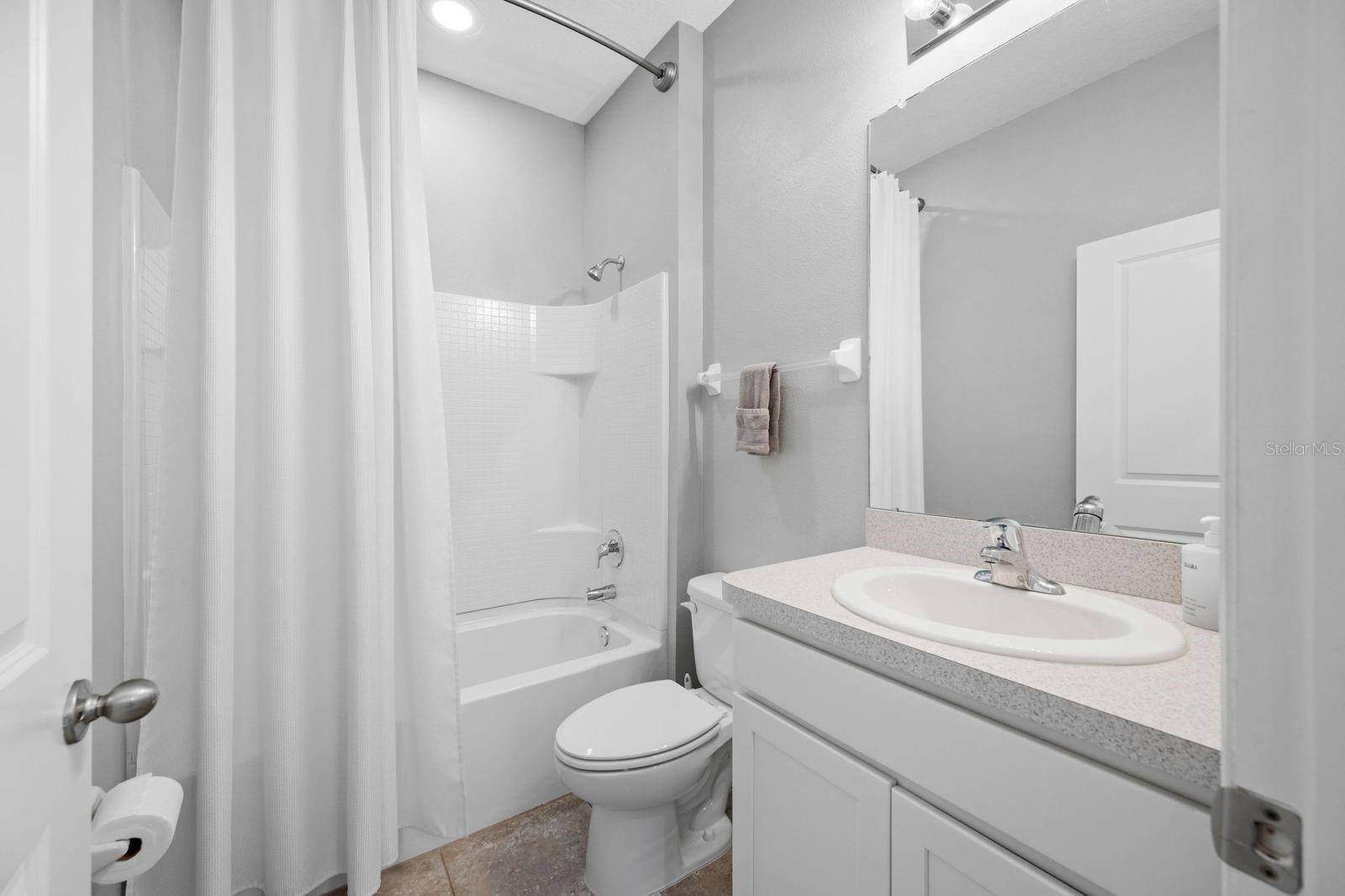 6549 DEVESTA LOOP