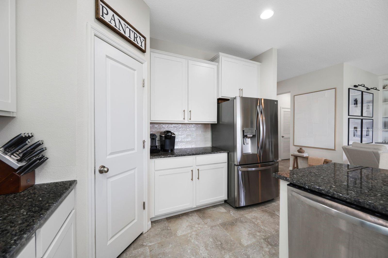 6549 DEVESTA LOOP