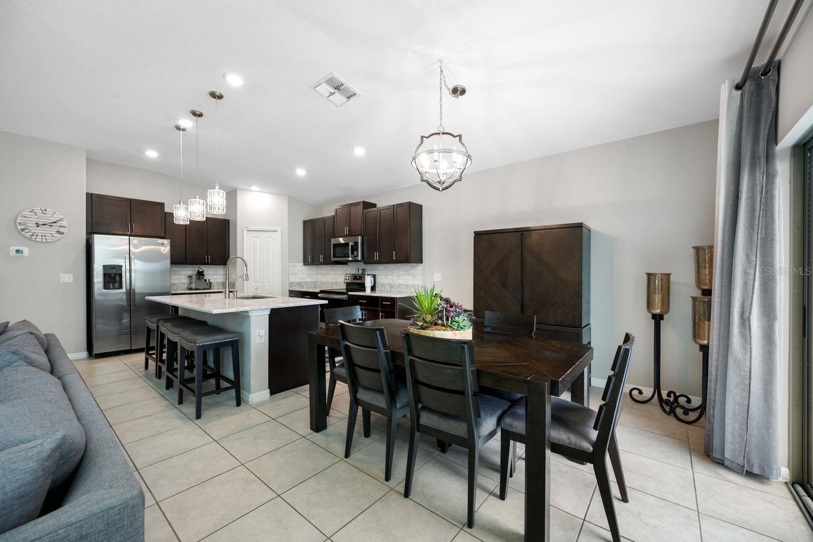 6022 TREMEZA PL
