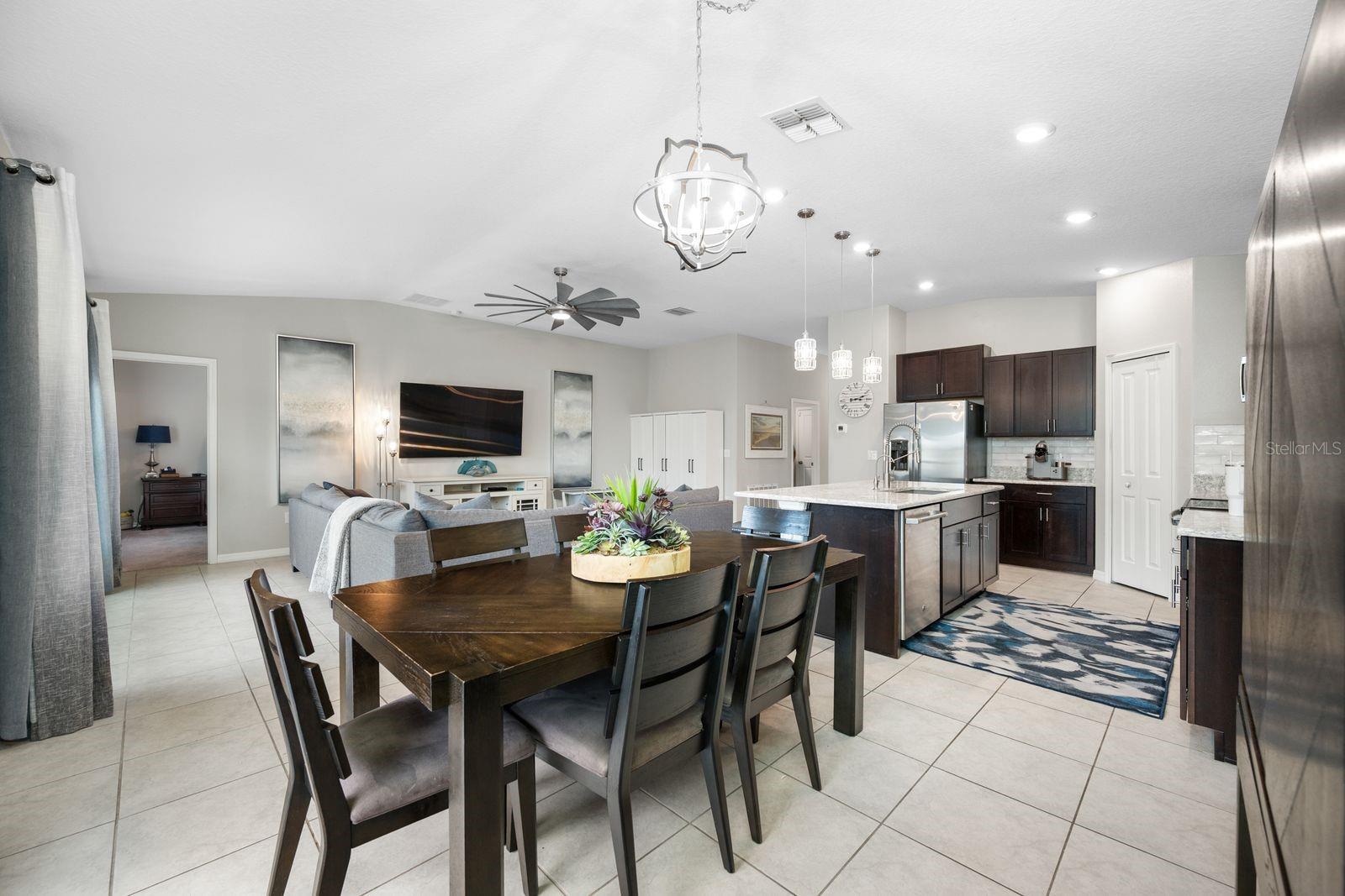 6022 TREMEZA PL