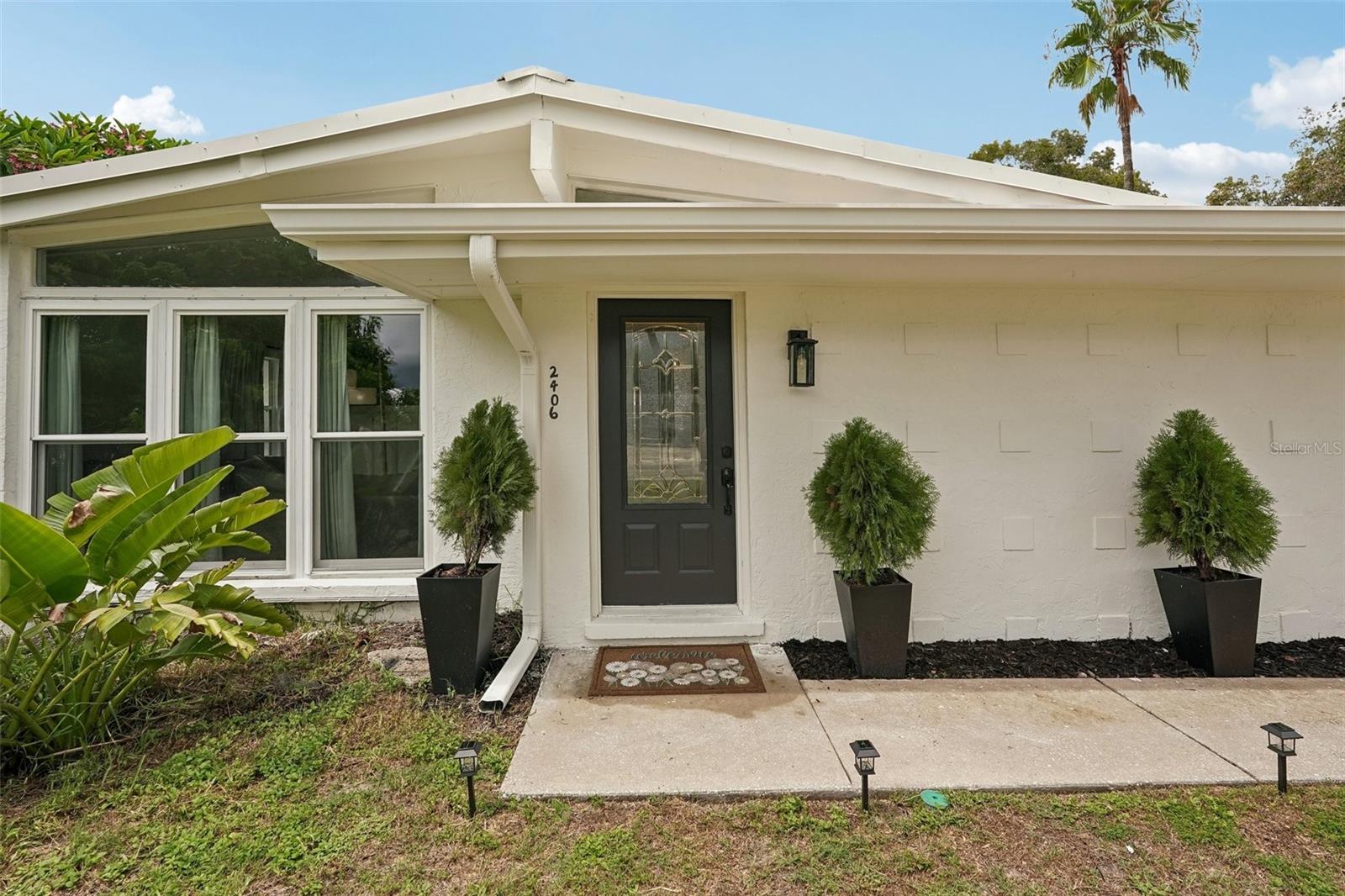 2406 FLORIDA BLVD
