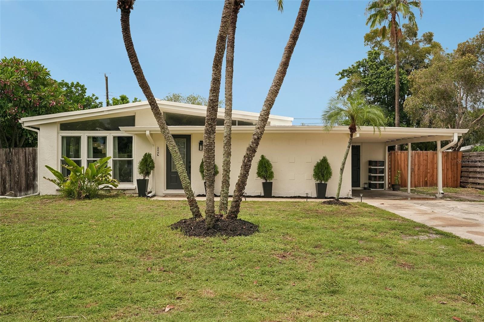2406 FLORIDA BLVD