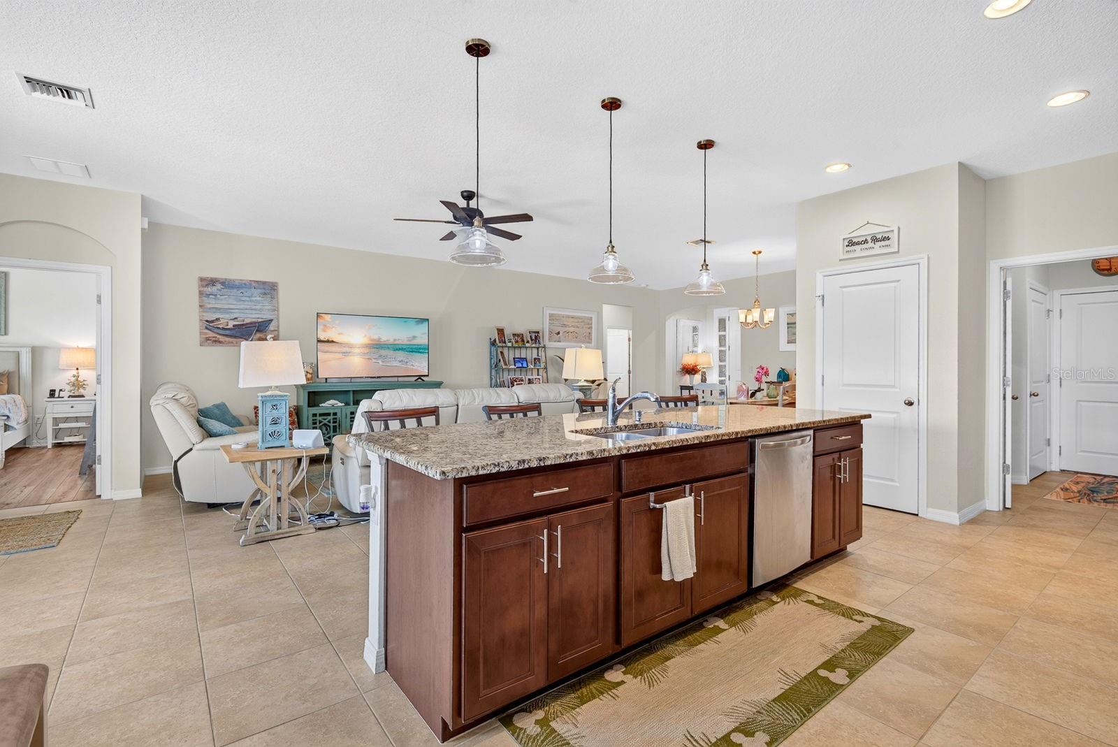 6435 DEVESTA LOOP
