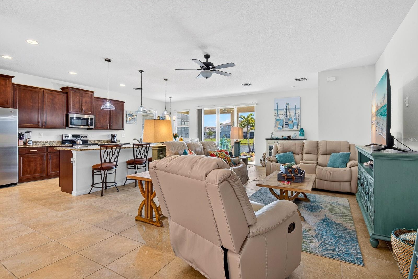 6435 DEVESTA LOOP