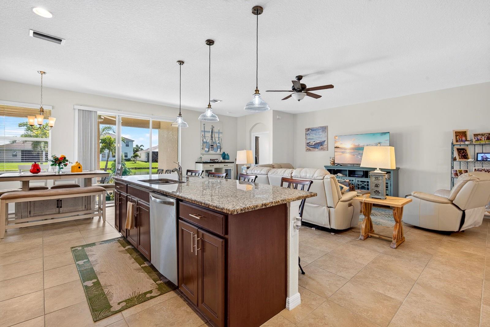 6435 DEVESTA LOOP