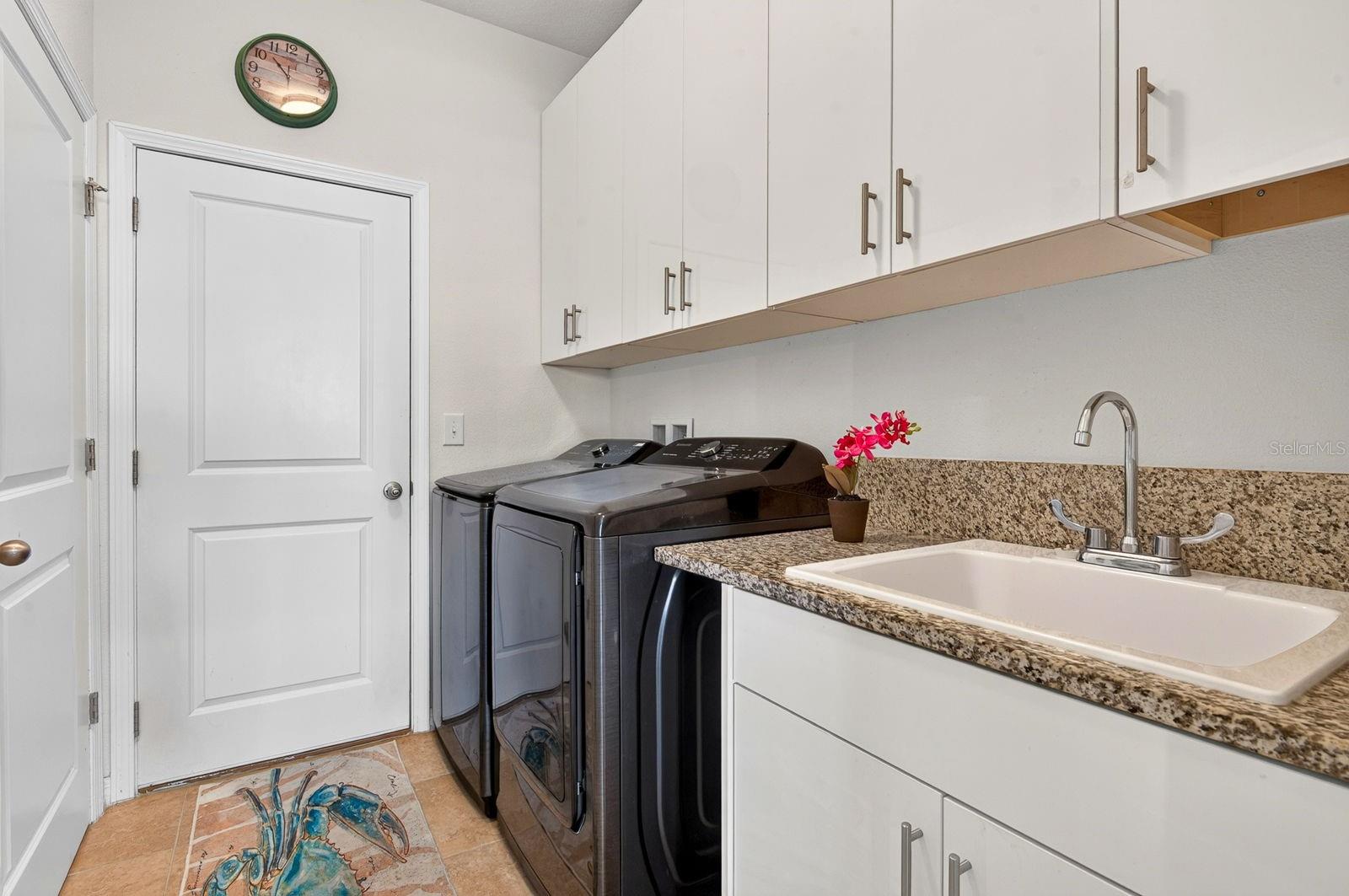 6435 DEVESTA LOOP