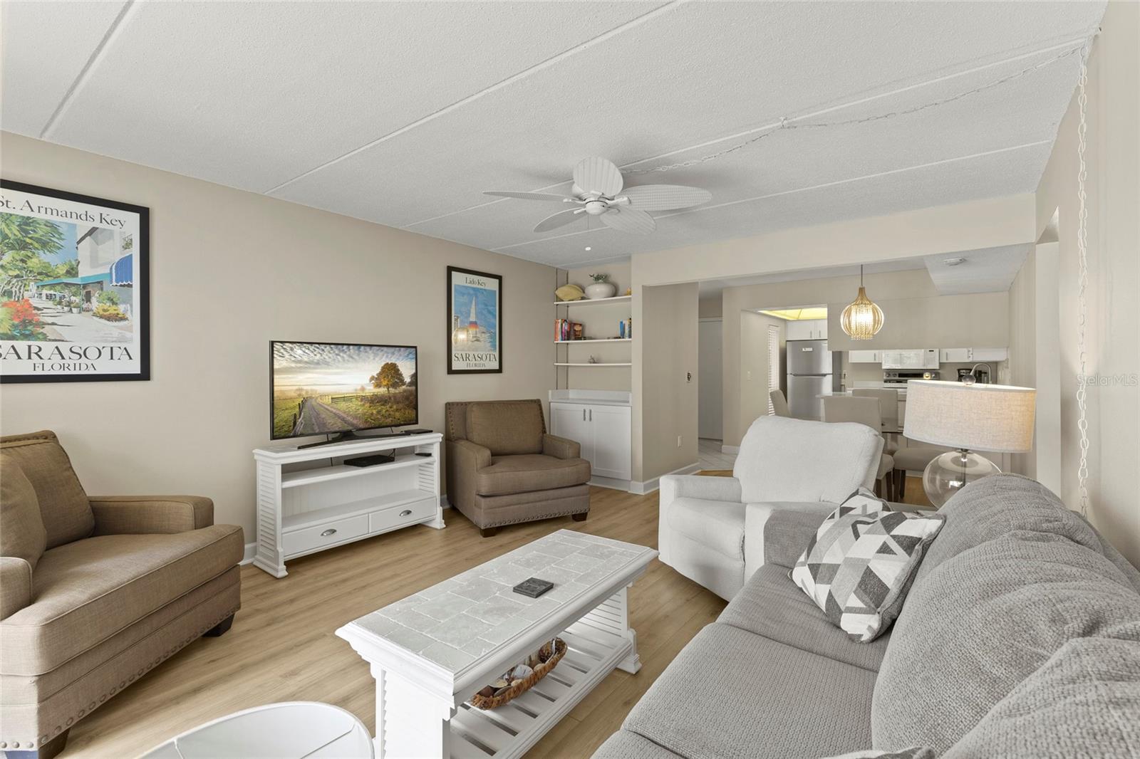 845 BENJAMIN FRANKLIN DR #101