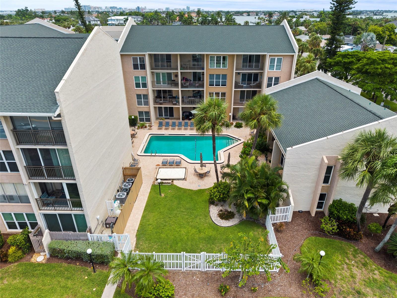 845 BENJAMIN FRANKLIN DR #101
