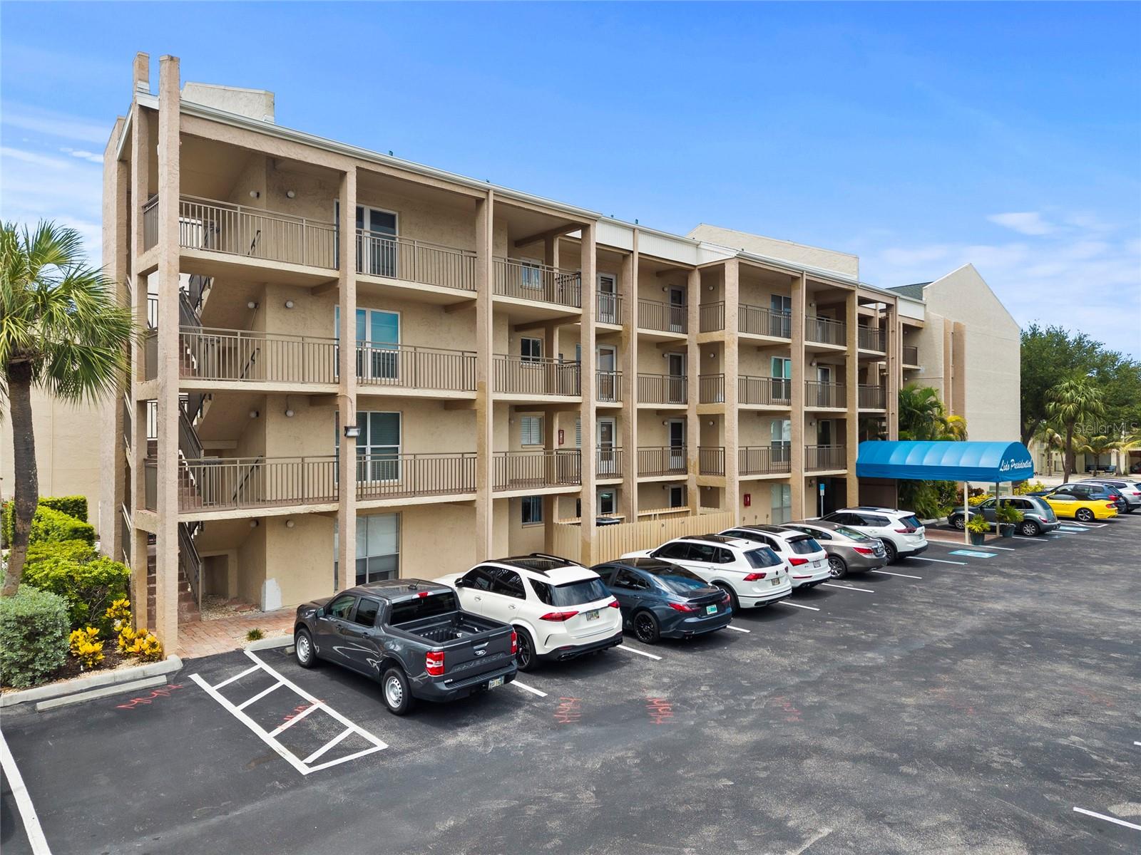 845 BENJAMIN FRANKLIN DR #101