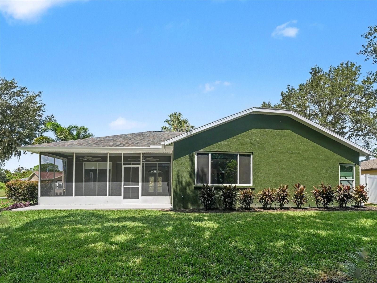 5916 68TH DR E