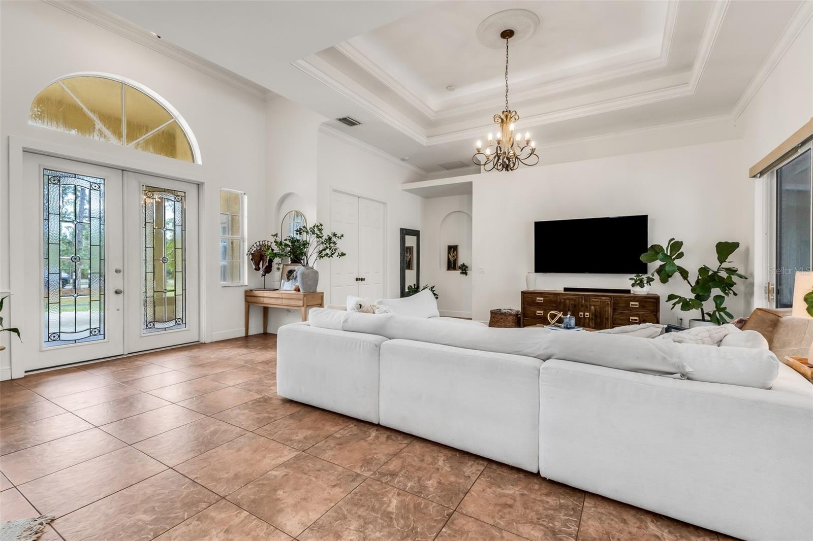 3605 TROPICAIRE BLVD