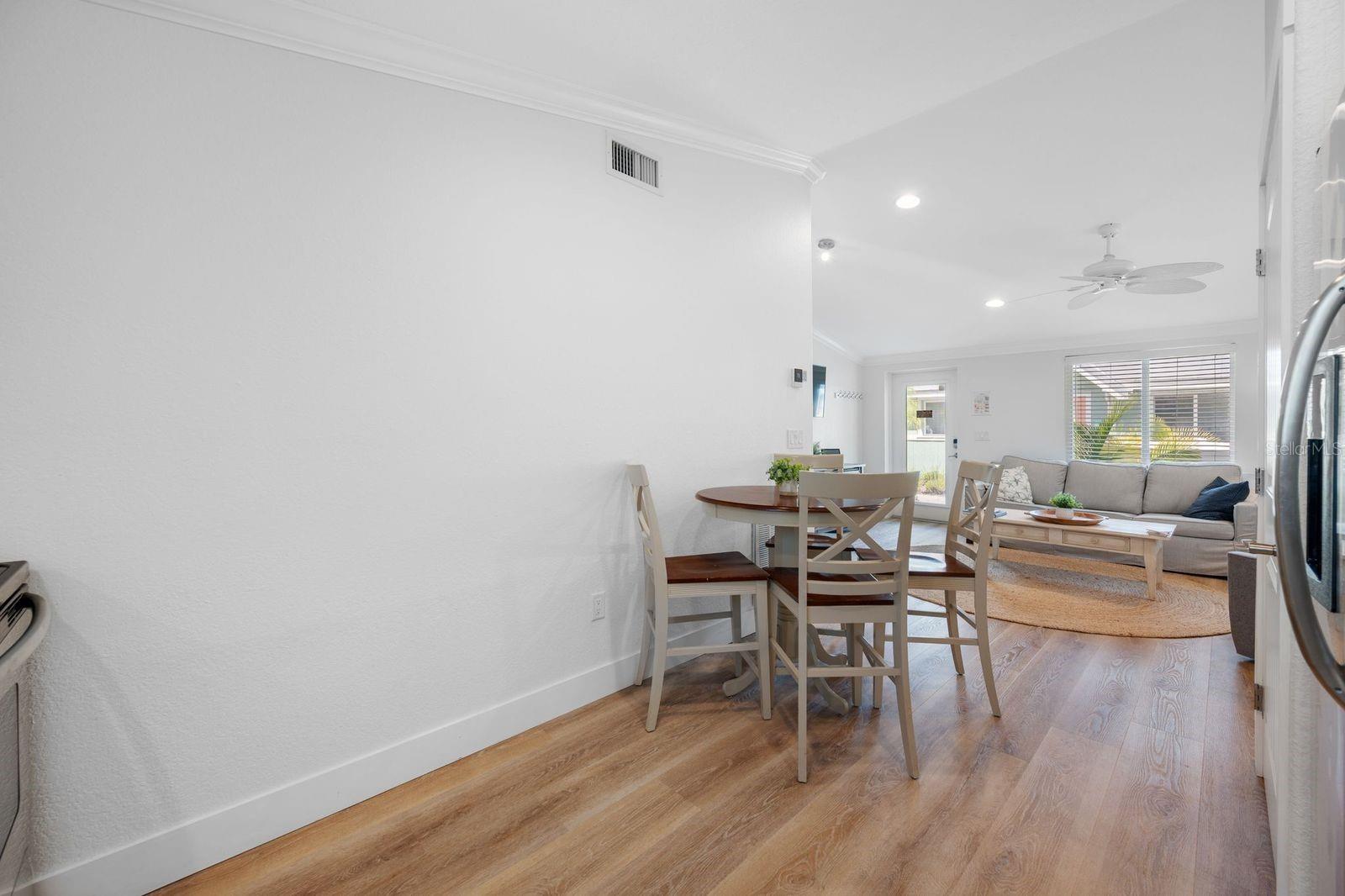3007 AVENUE E #B