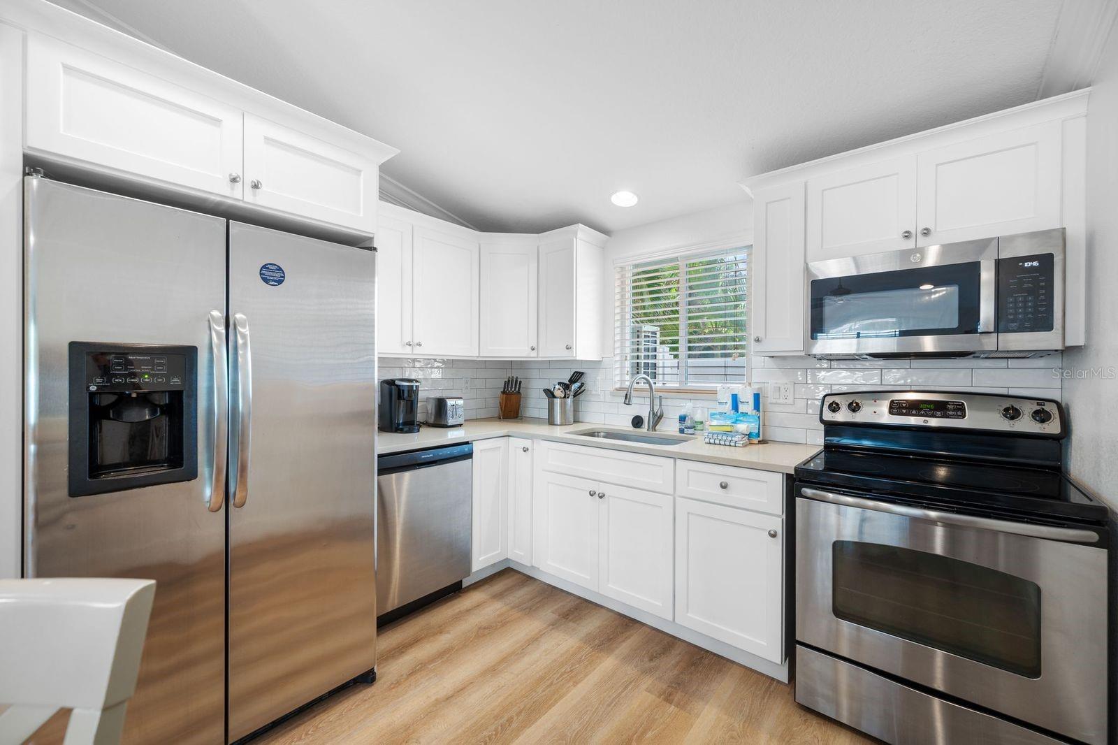 3007 AVENUE E #B