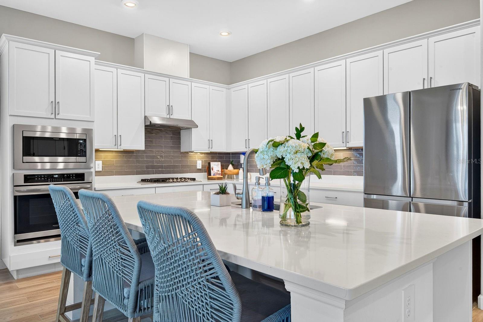 4914 LIGHTHOUSE BAY LN