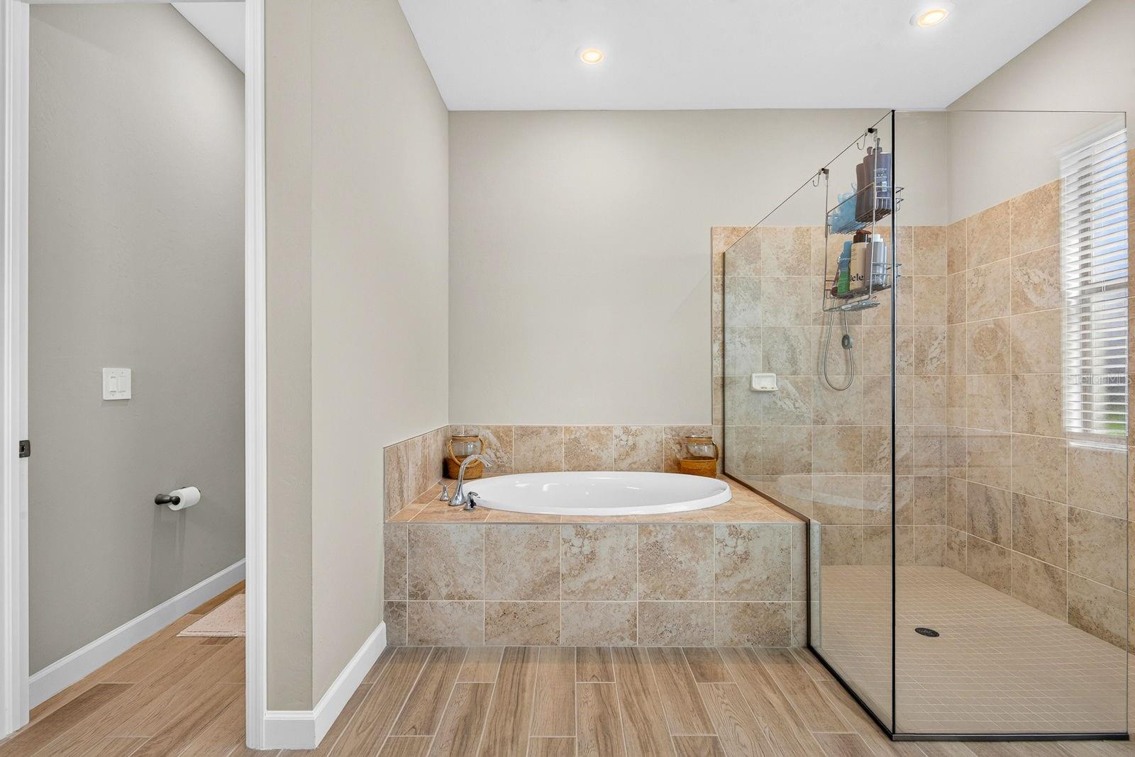 4914 LIGHTHOUSE BAY LN