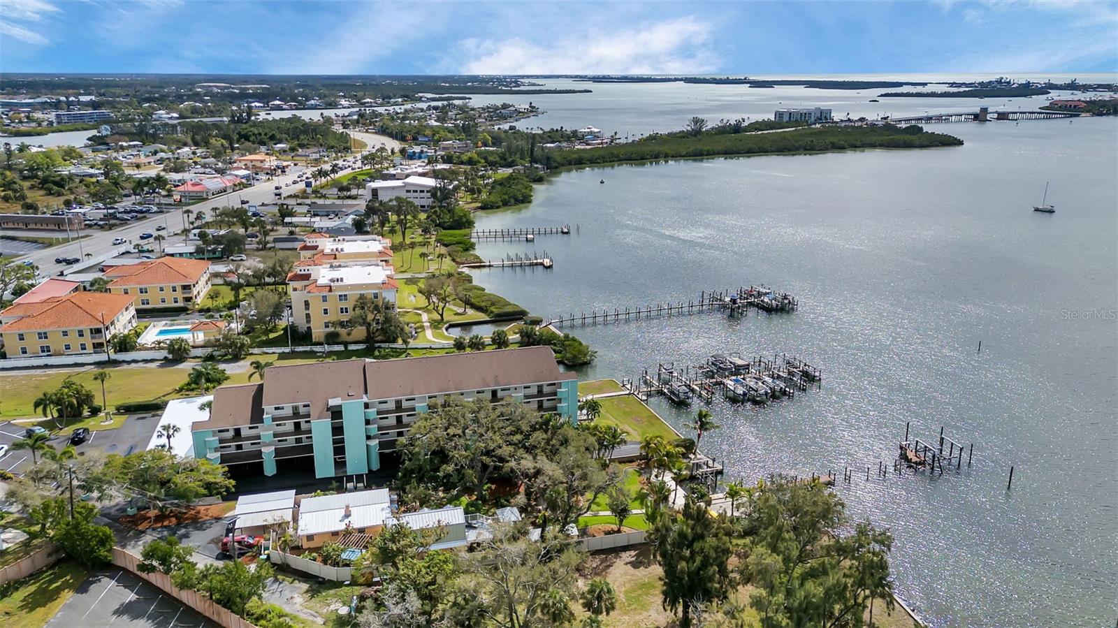 53 W BAY HEIGHTS AVE #307