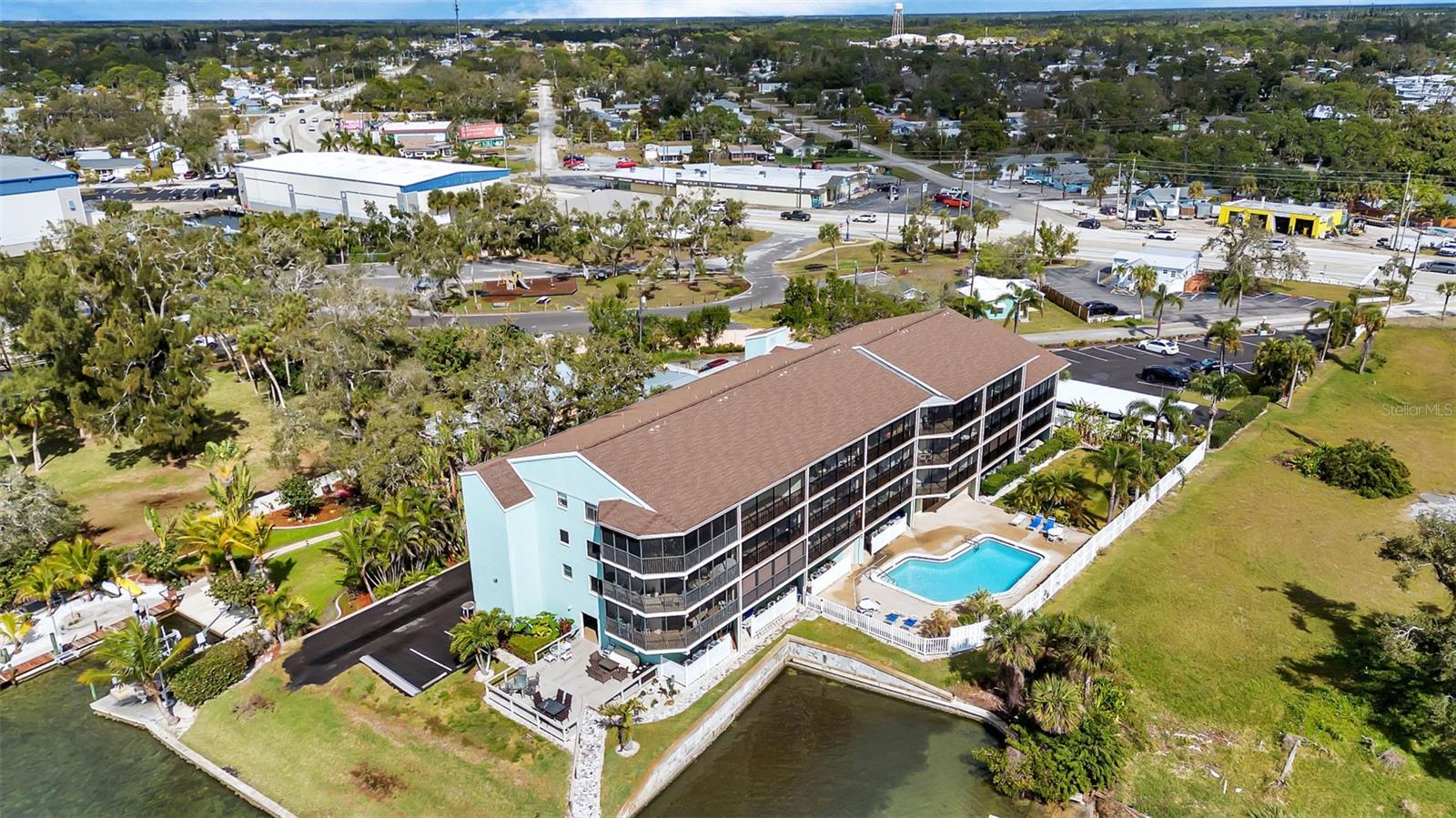 53 W BAY HEIGHTS AVE #307