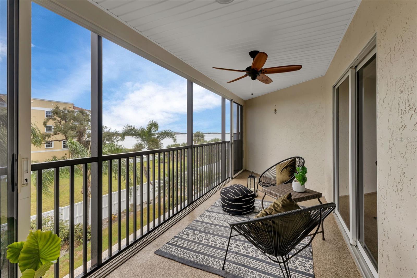 53 W BAY HEIGHTS AVE #307