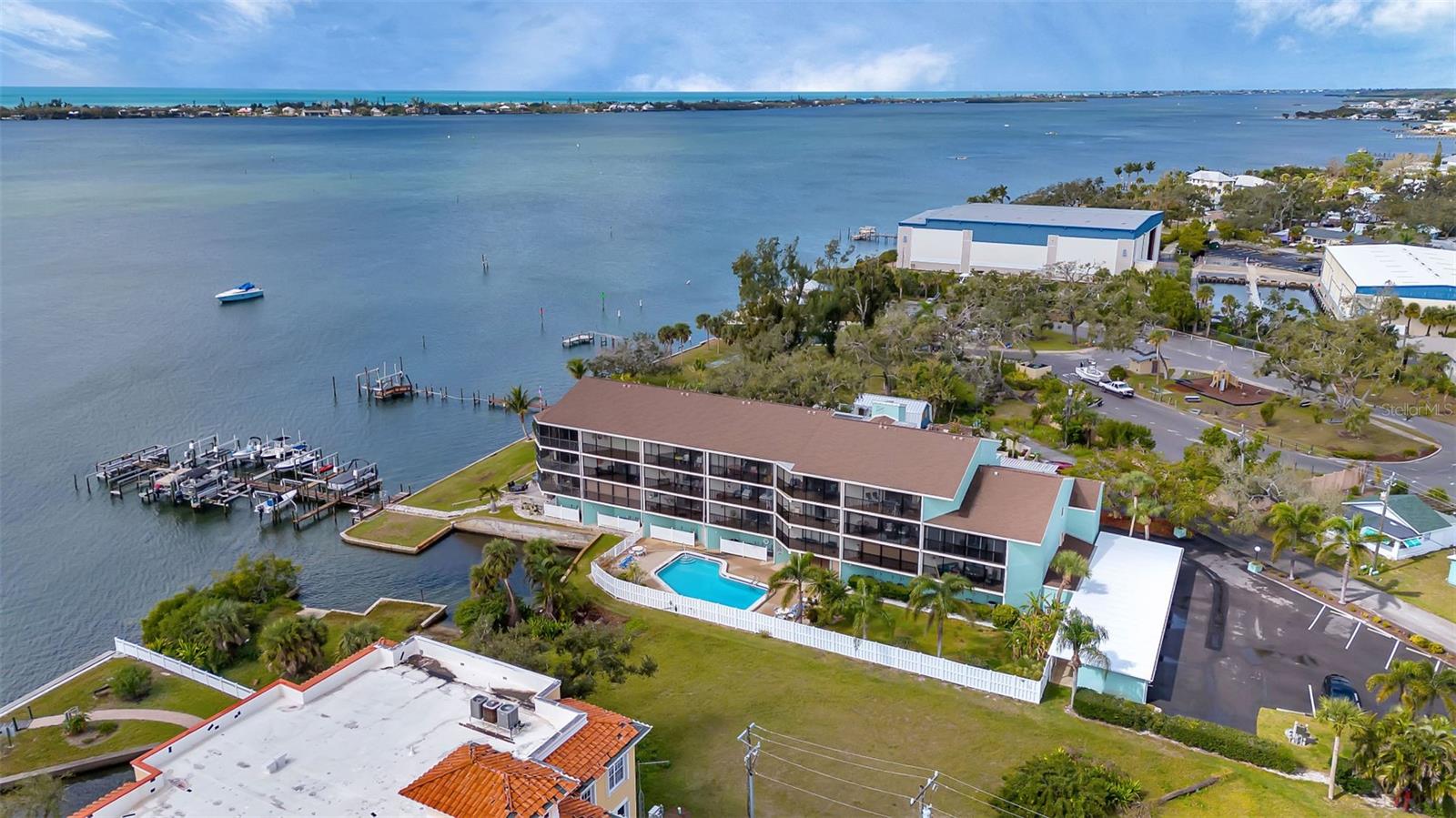 53 W BAY HEIGHTS AVE #307