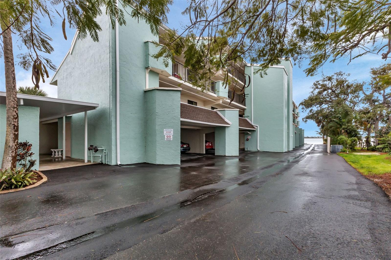 53 W BAY HEIGHTS AVE #307