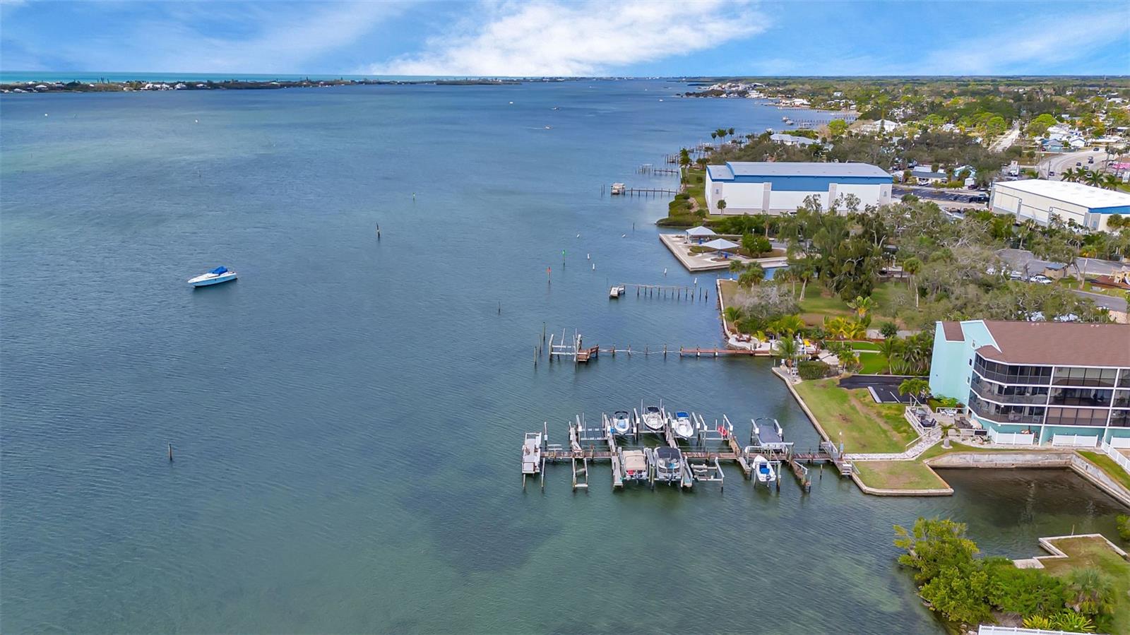 53 W BAY HEIGHTS AVE #307