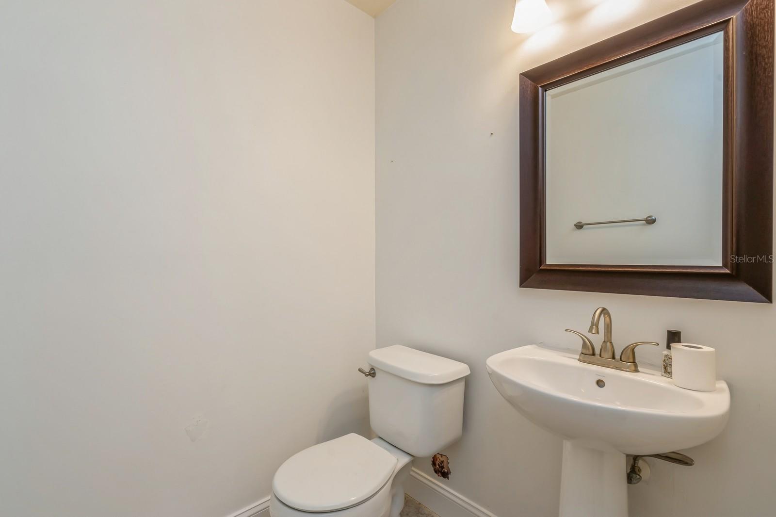 25685 DEEP CREEK BLVD