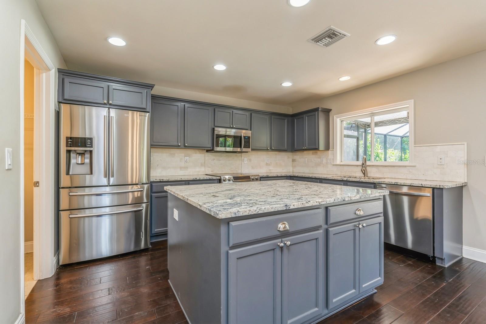 25685 DEEP CREEK BLVD