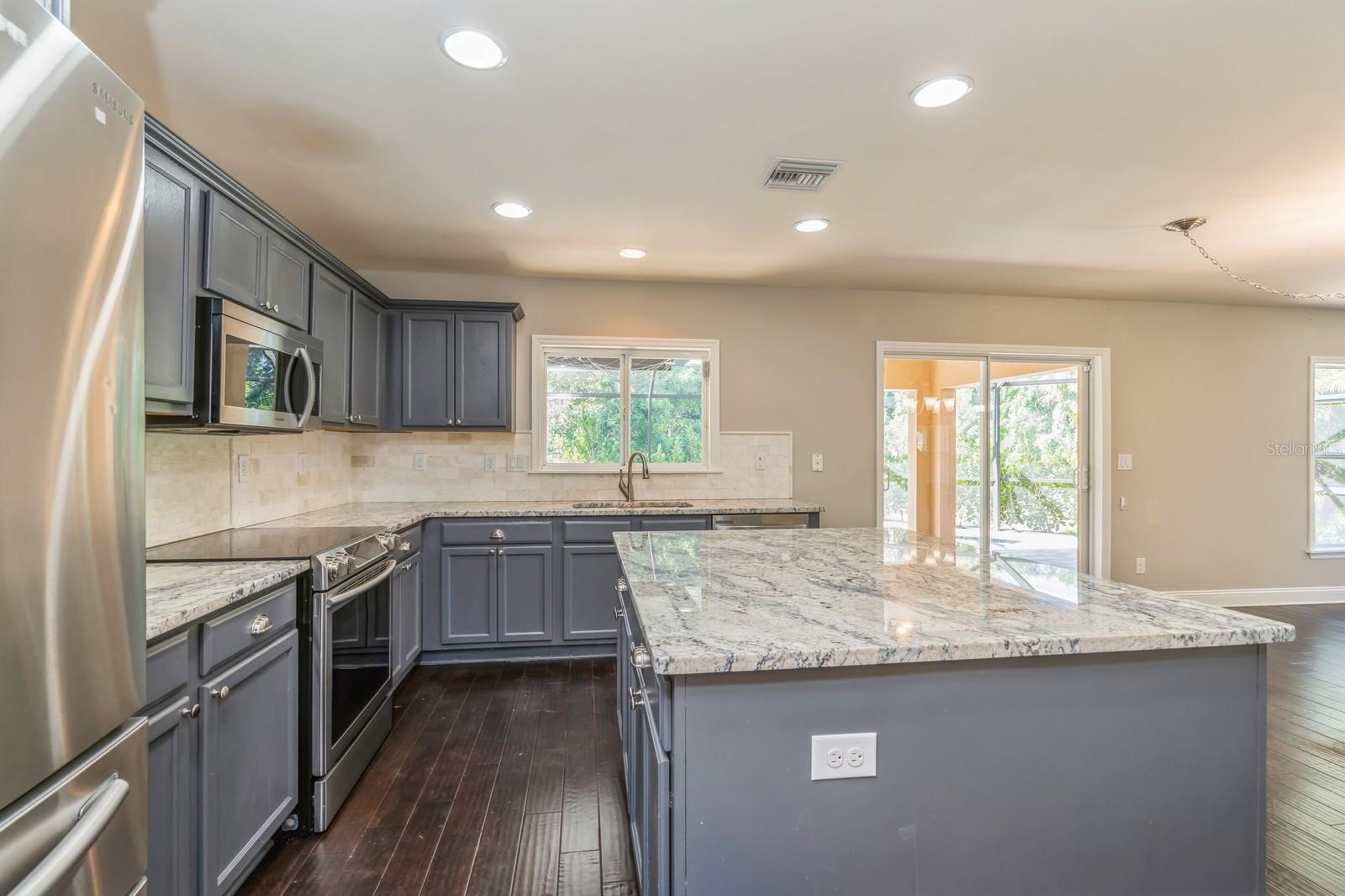 25685 DEEP CREEK BLVD