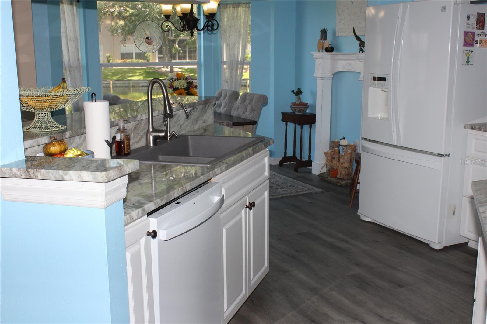 12330 SW KINGSWAY CIR #502