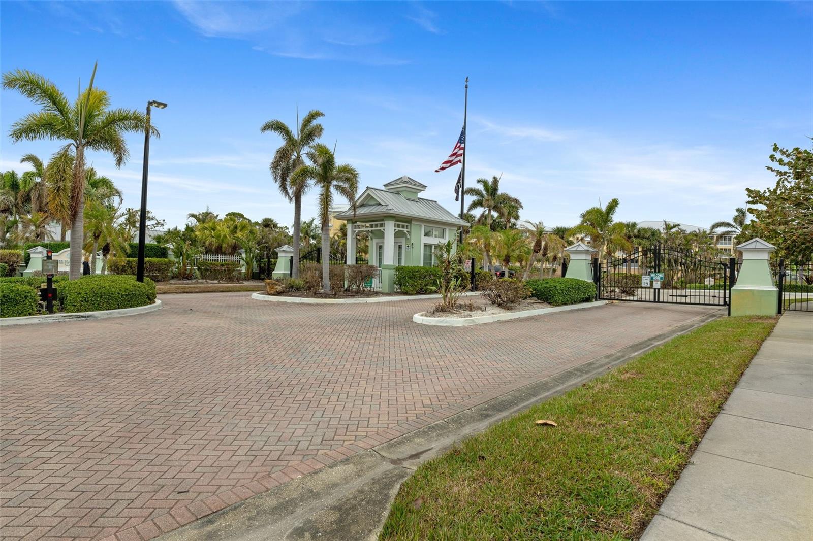 10501 AMBERJACK WAY #101