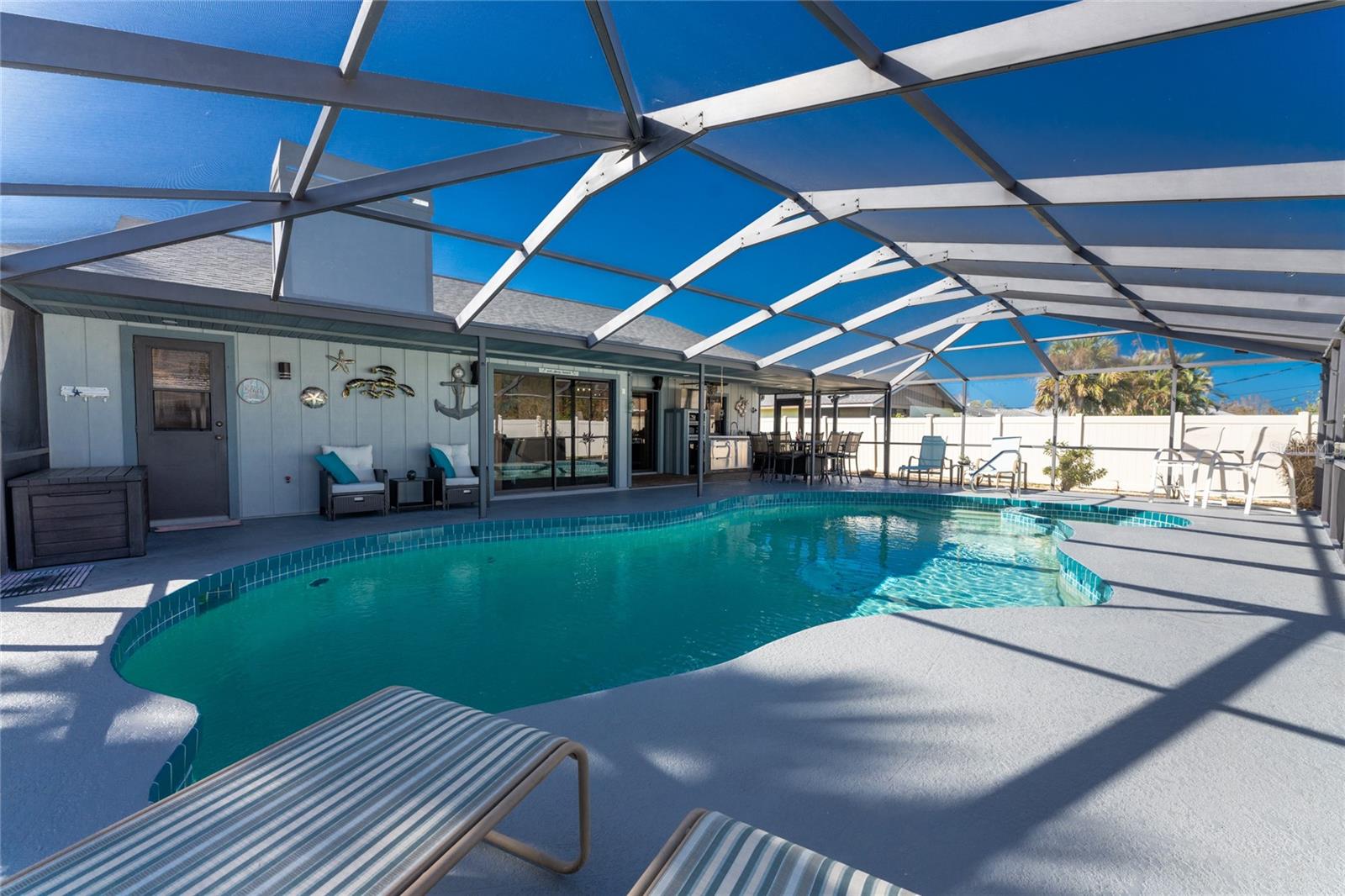 9340 SAINT CATHERINE AVE