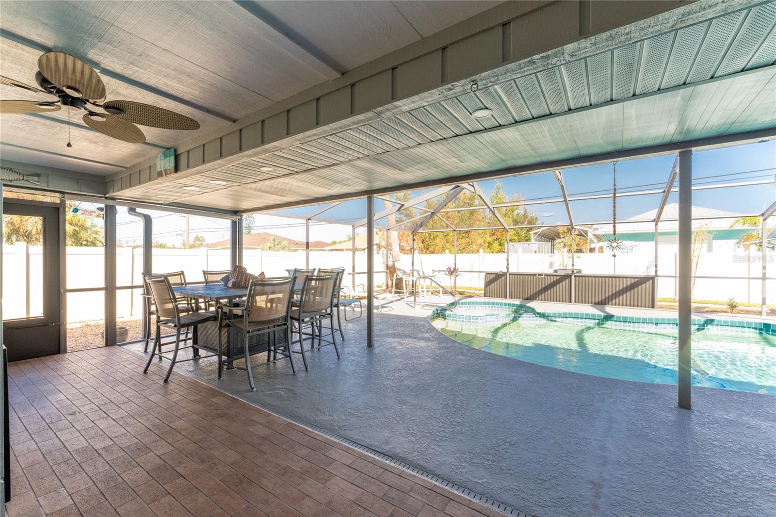 9340 SAINT CATHERINE AVE