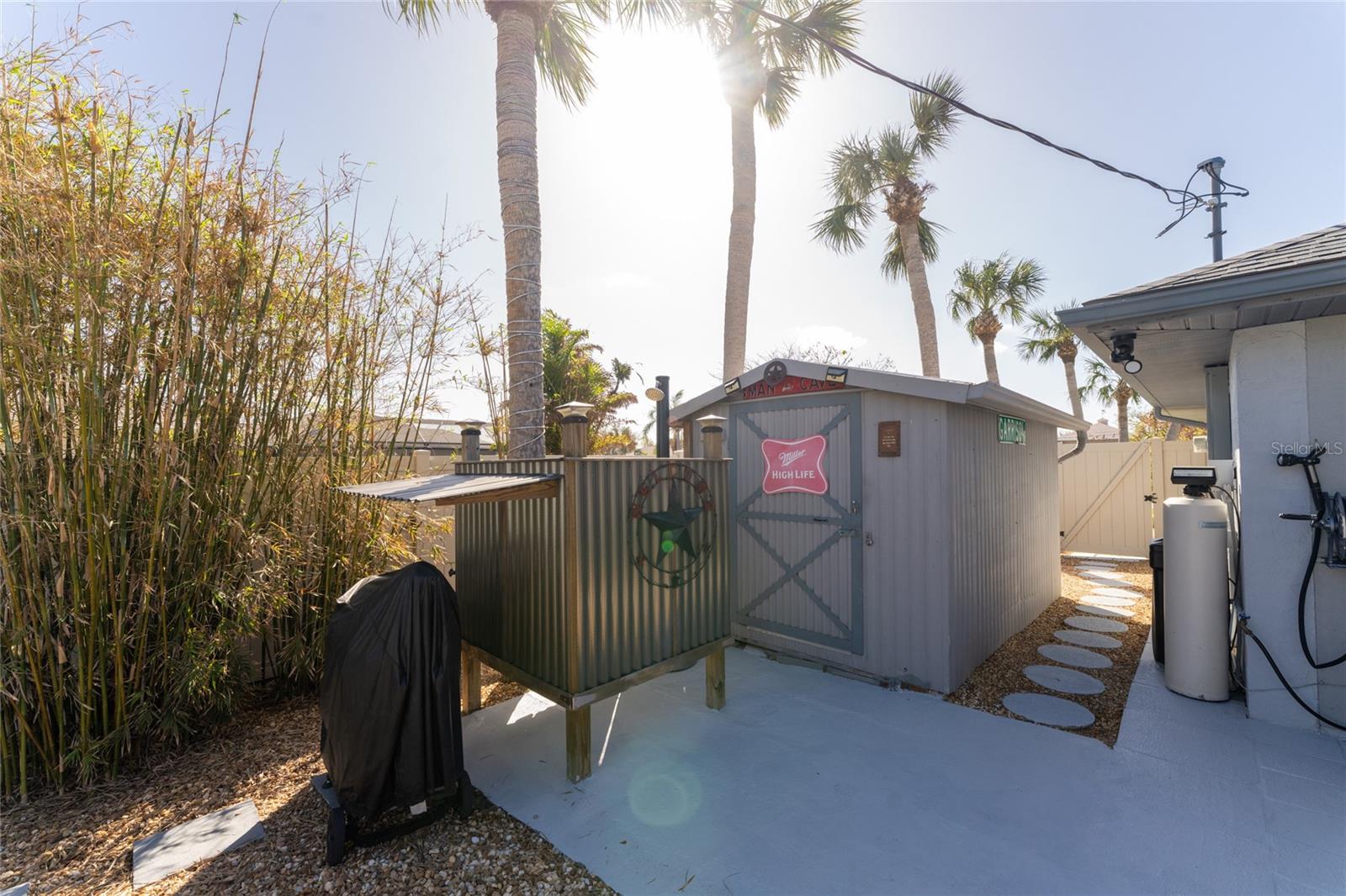 9340 SAINT CATHERINE AVE