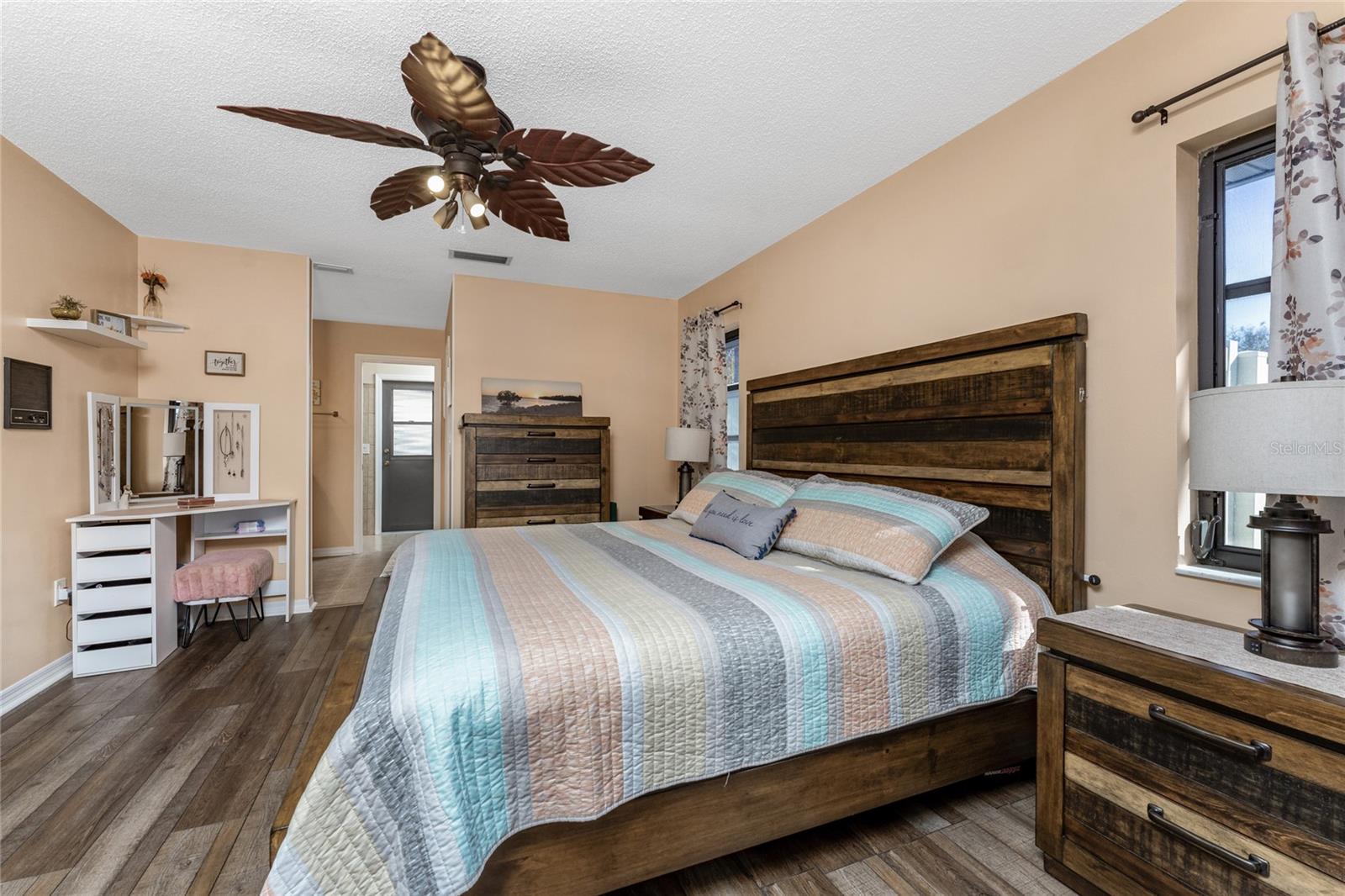 9340 SAINT CATHERINE AVE