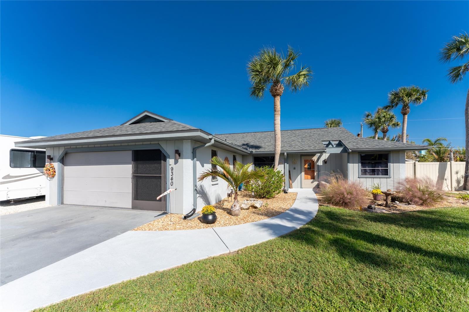 9340 SAINT CATHERINE AVE