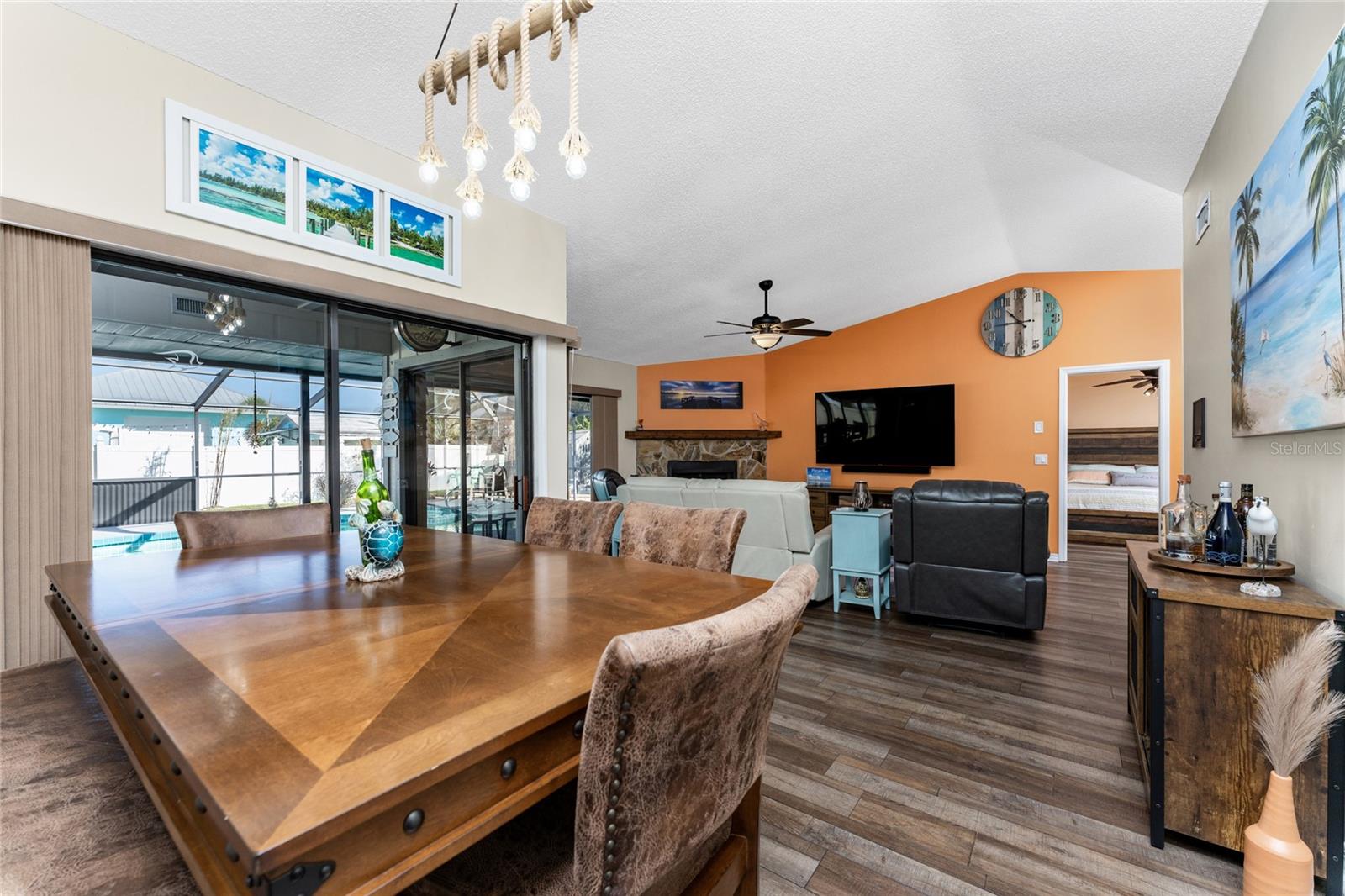 9340 SAINT CATHERINE AVE