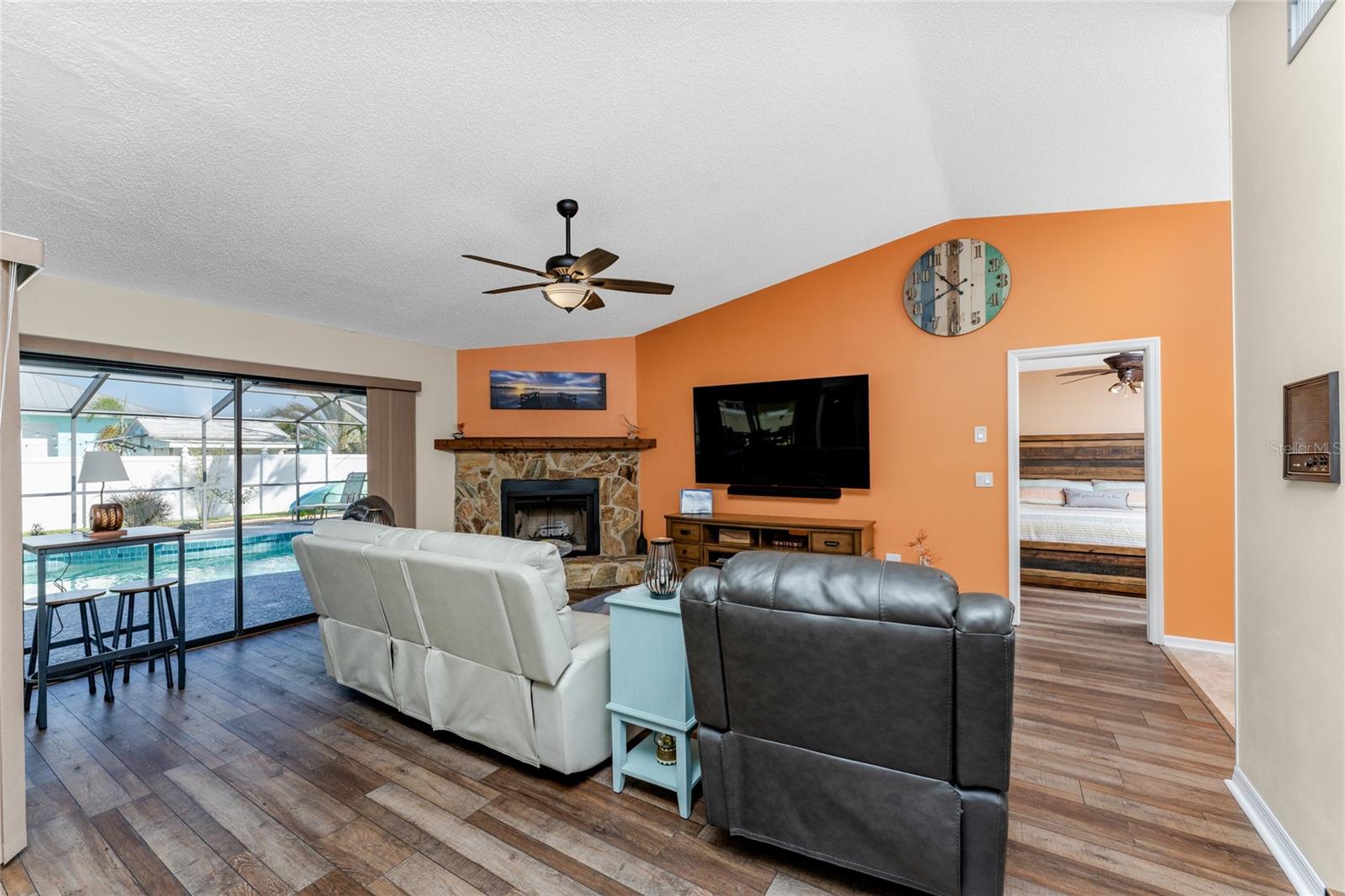 9340 SAINT CATHERINE AVE