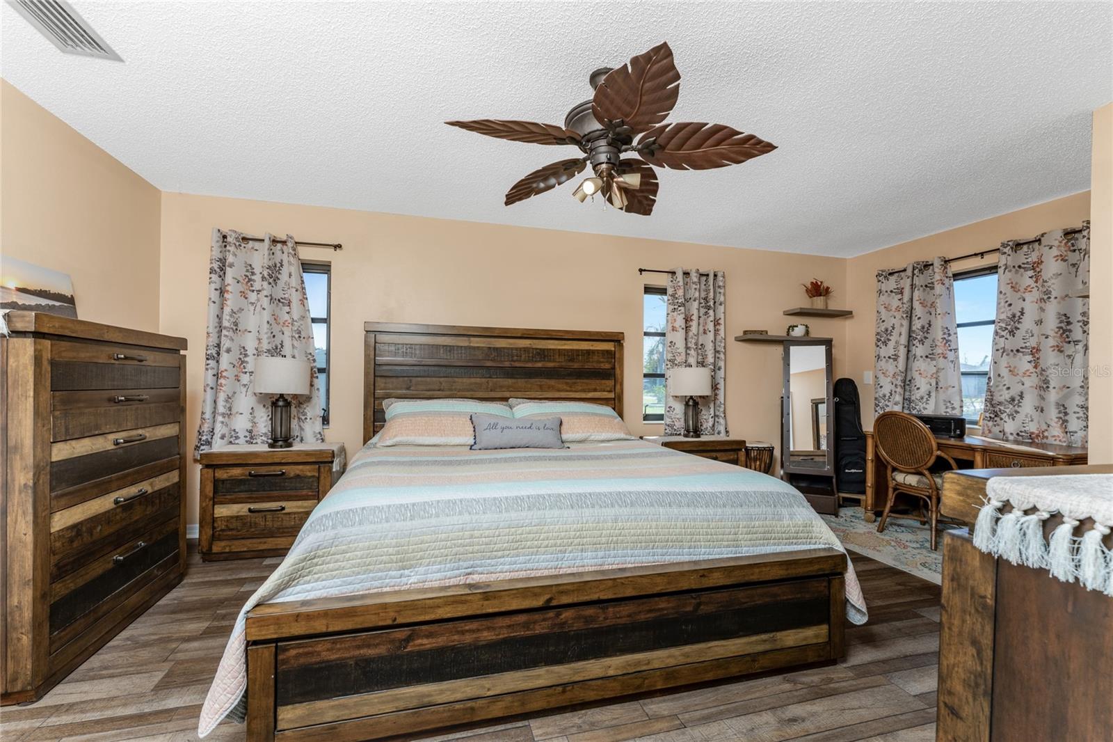 9340 SAINT CATHERINE AVE