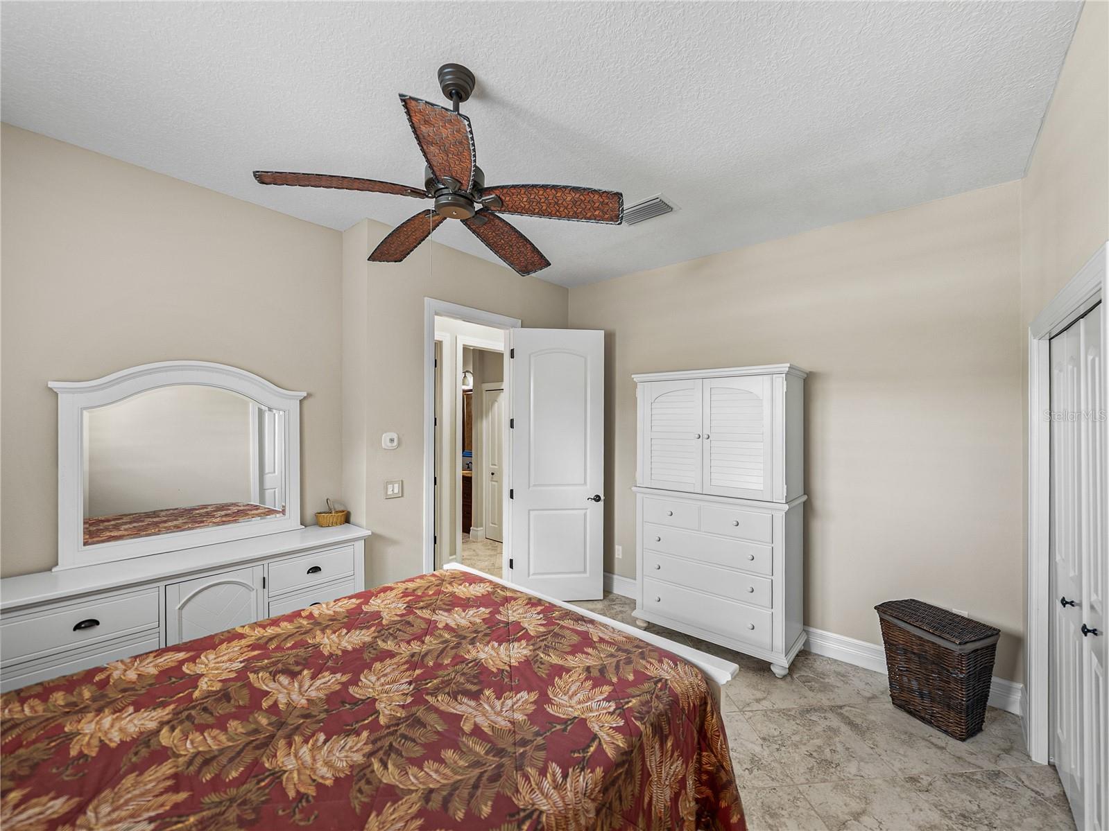 2977 WILDERNESS BLVD E