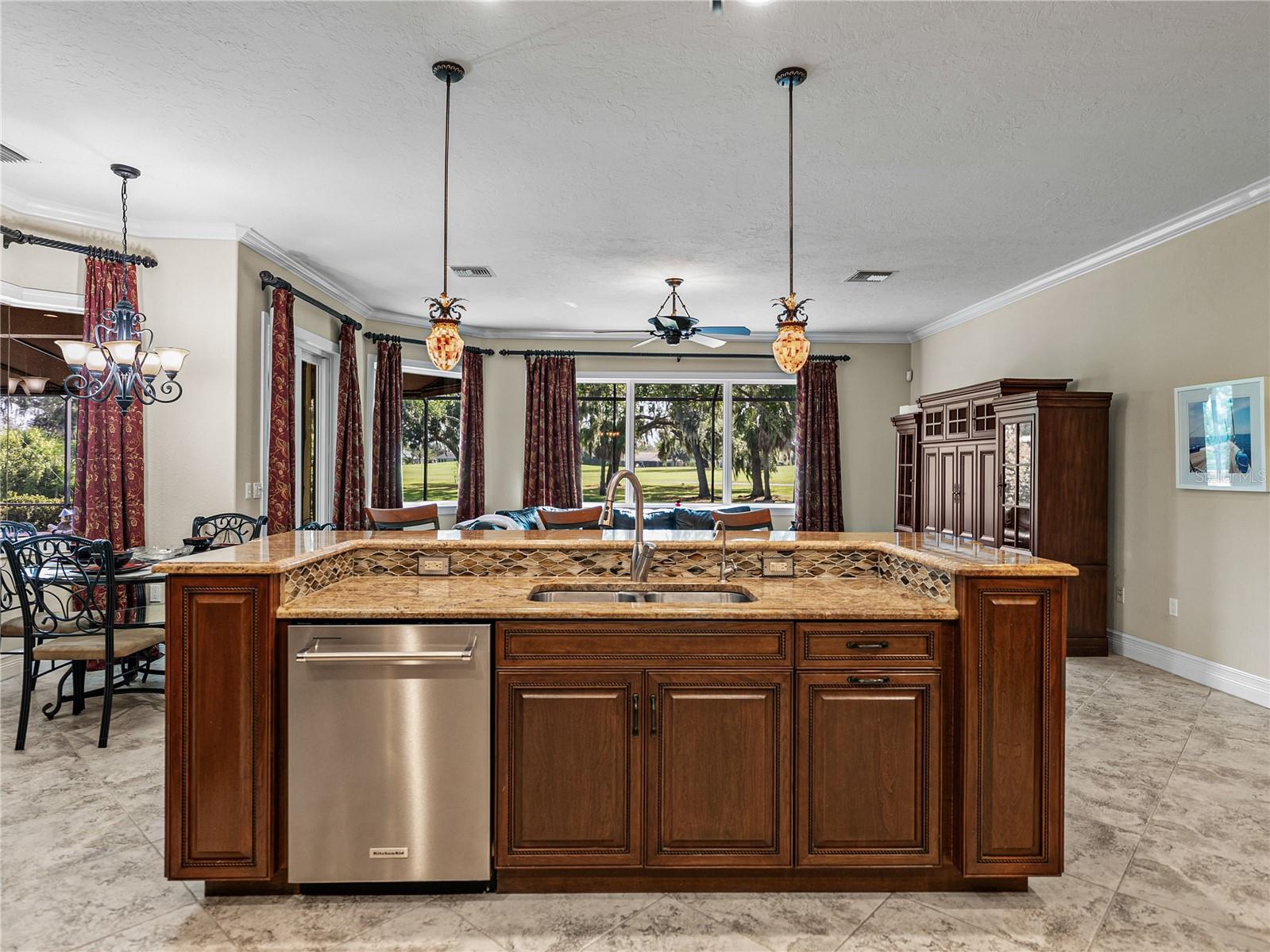 2977 WILDERNESS BLVD E