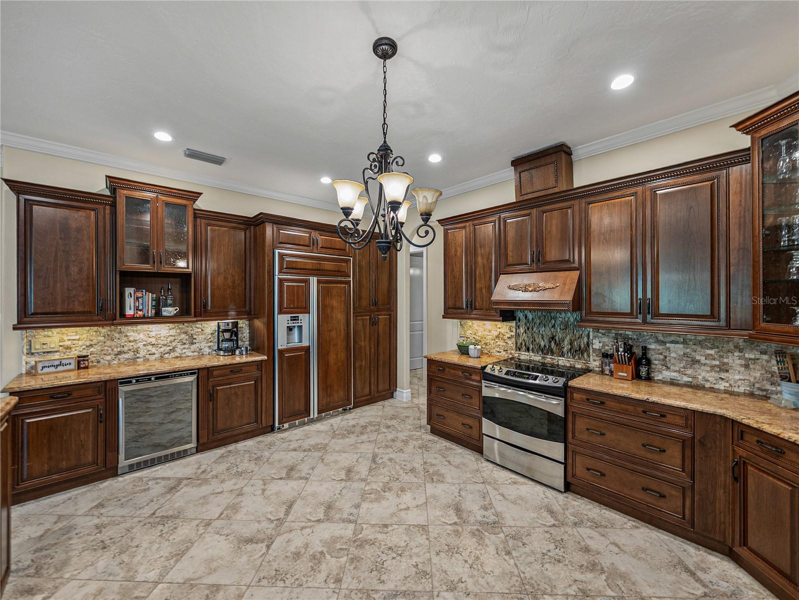 2977 WILDERNESS BLVD E