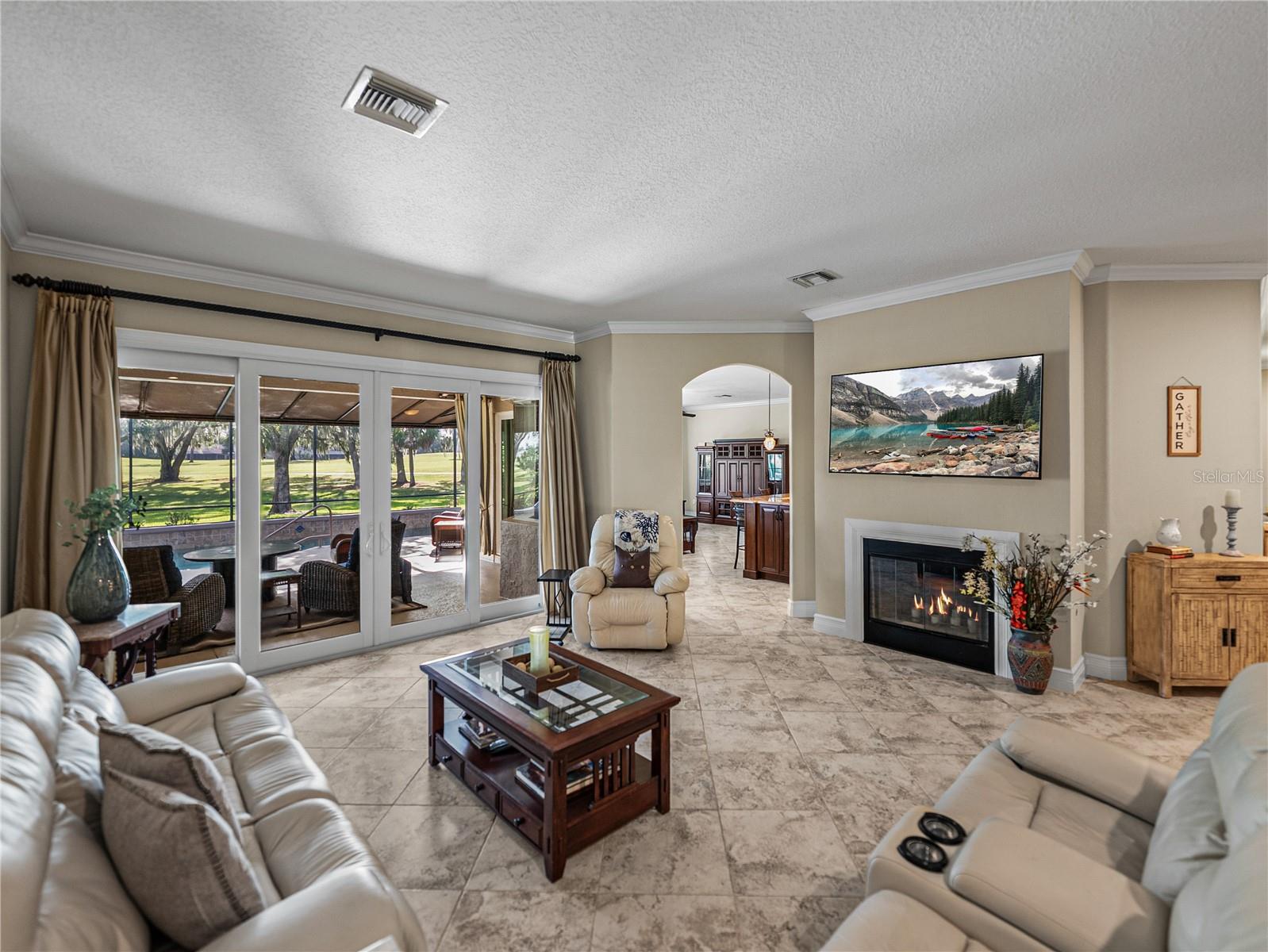 2977 WILDERNESS BLVD E