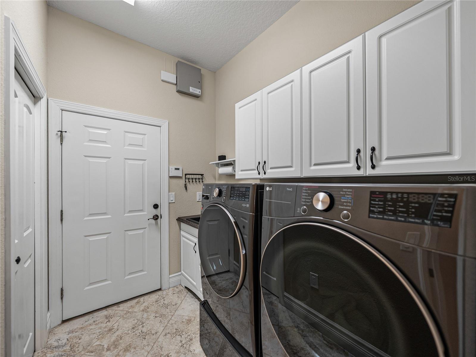 2977 WILDERNESS BLVD E