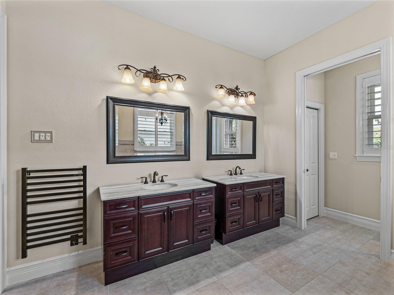 2977 WILDERNESS BLVD E