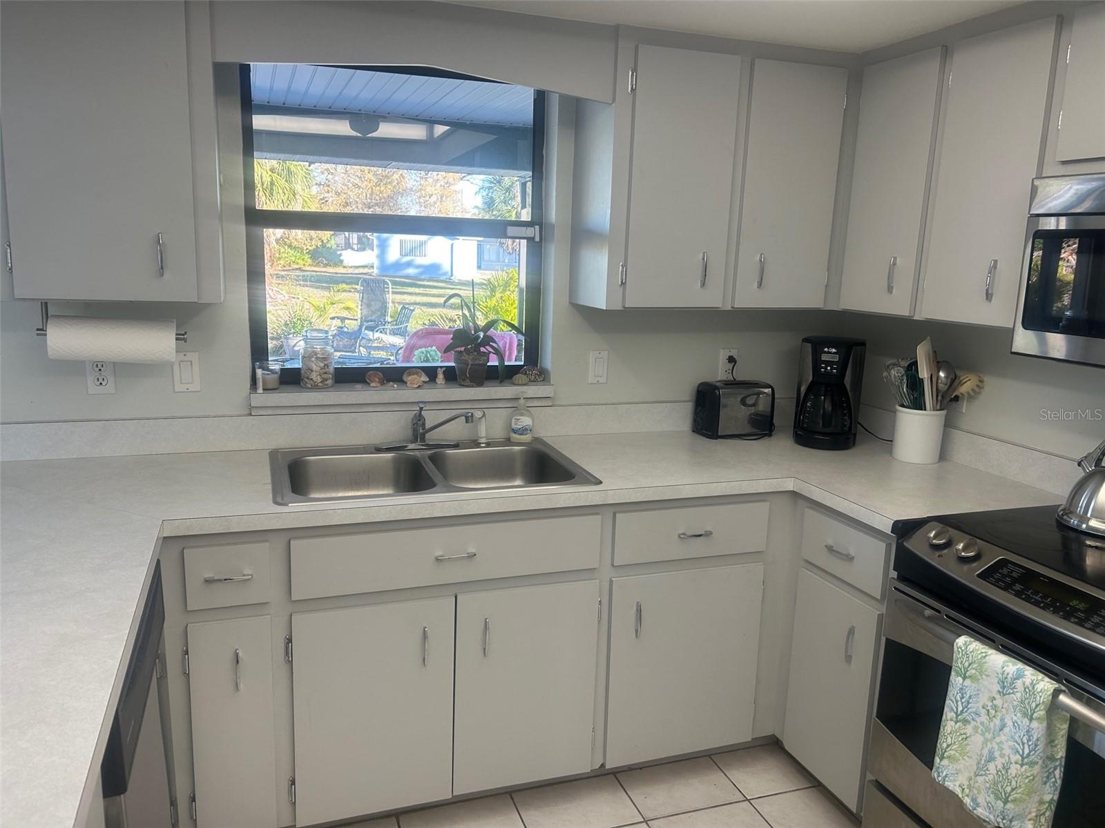 11060 OCEANSPRAY BLVD