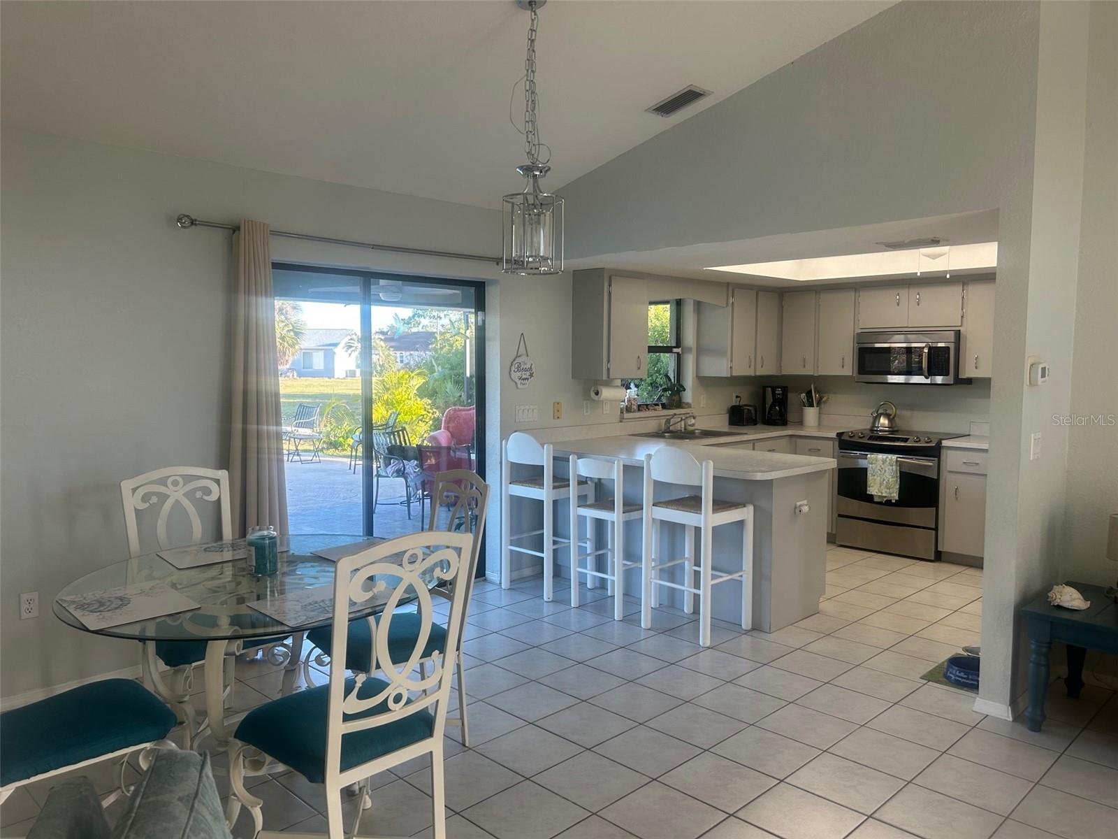 11060 OCEANSPRAY BLVD